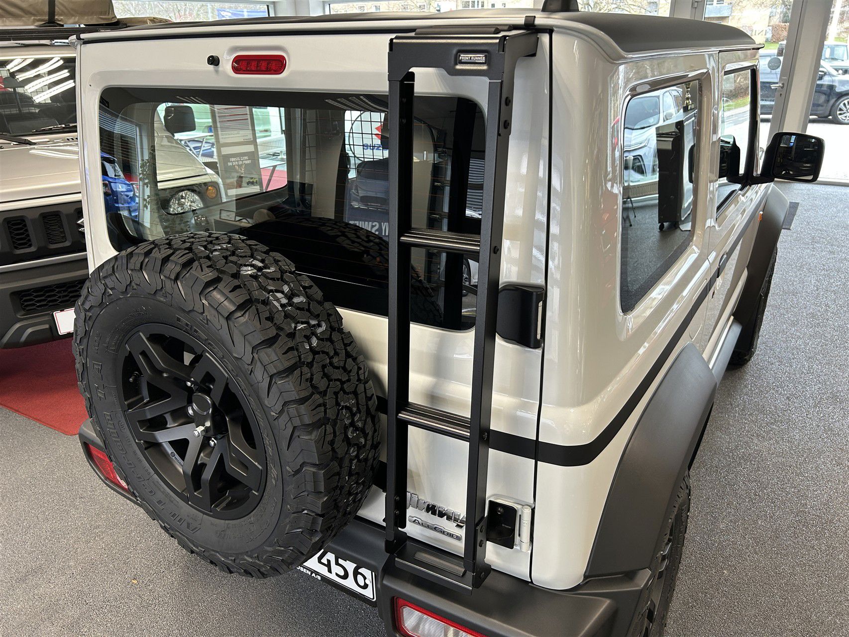 Billede af Suzuki Jimny 1,5 Touch AllGrip 102HK Van