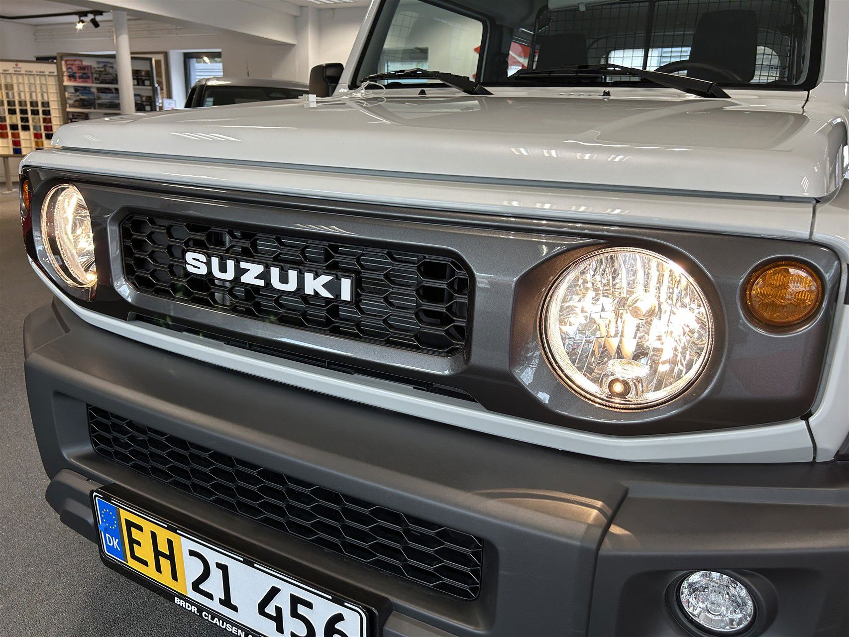 Billede af Suzuki Jimny 1,5 Touch AllGrip 102HK Van