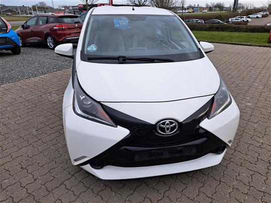 Toyota Aygo 1,0 VVT-I X-Play + X-Touch 69HK 5d