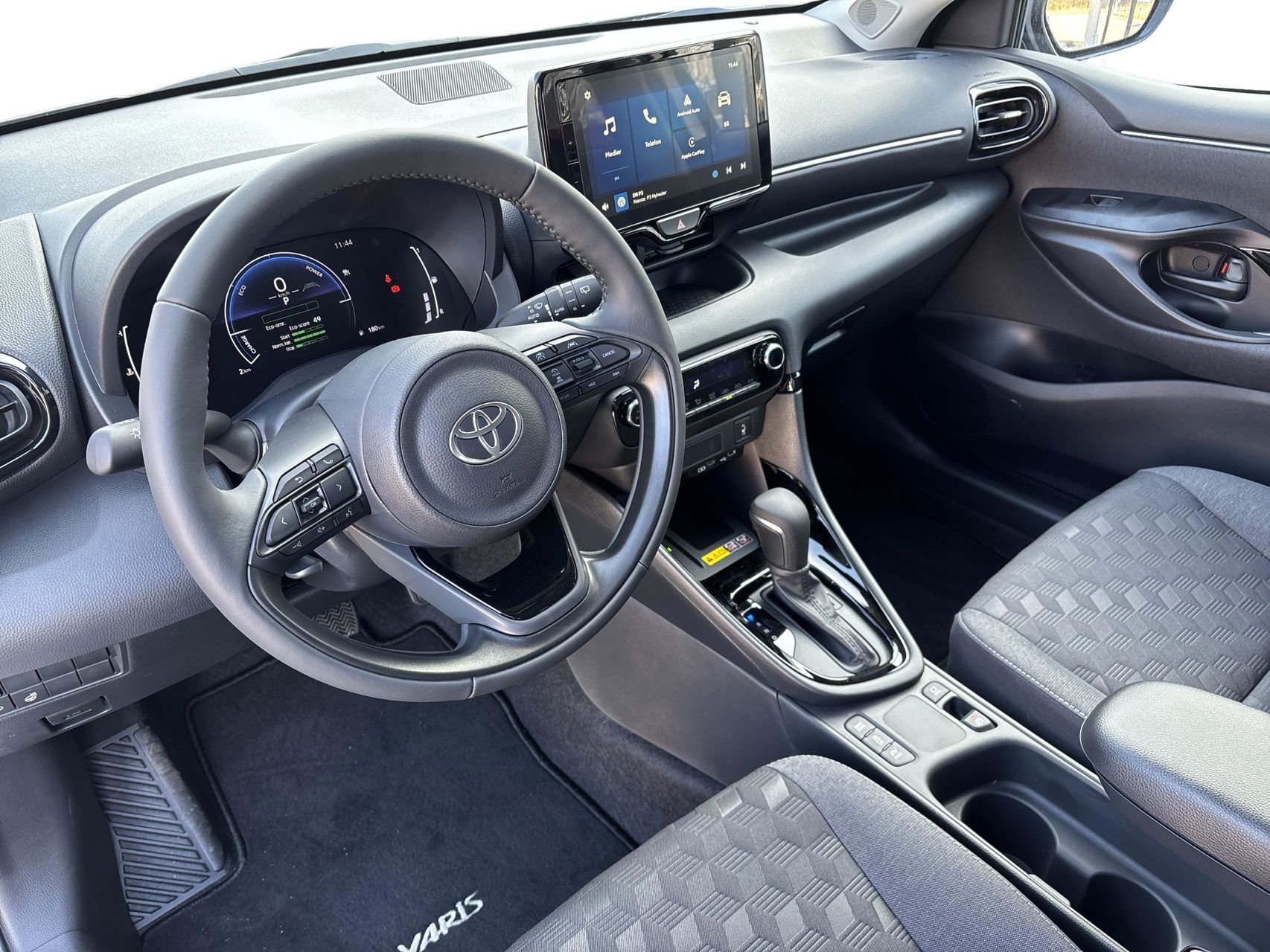 Billede af Toyota Yaris 1,5 Hybrid Style Technology 116HK 5d Trinl. Gear