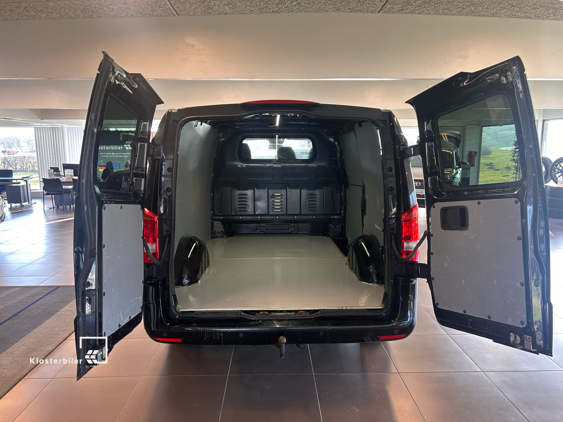 Billede af Mercedes-Benz Vito 114 Lang 2,1 CDI BlueEfficiency 136HK Van 6g Aut.