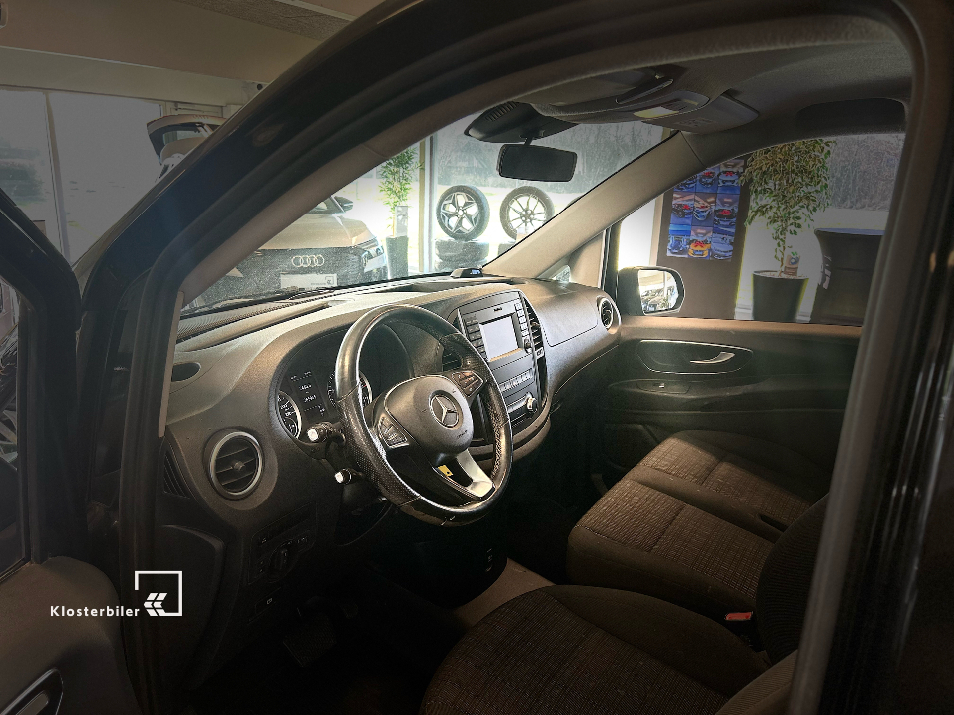 Billede af Mercedes-Benz Vito 114 Lang 2,1 CDI BlueEfficiency 136HK Van 6g Aut.