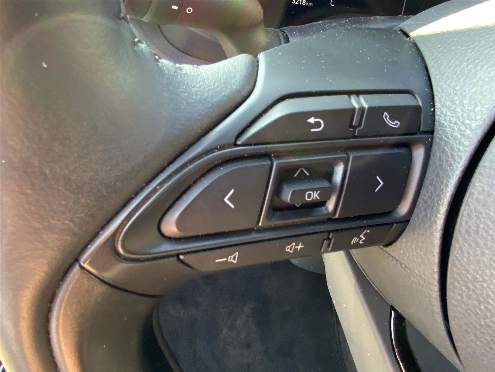 Billede af Toyota Yaris Cross 1,5 Hybrid Style Comfort 116HK 5d Trinl. Gear