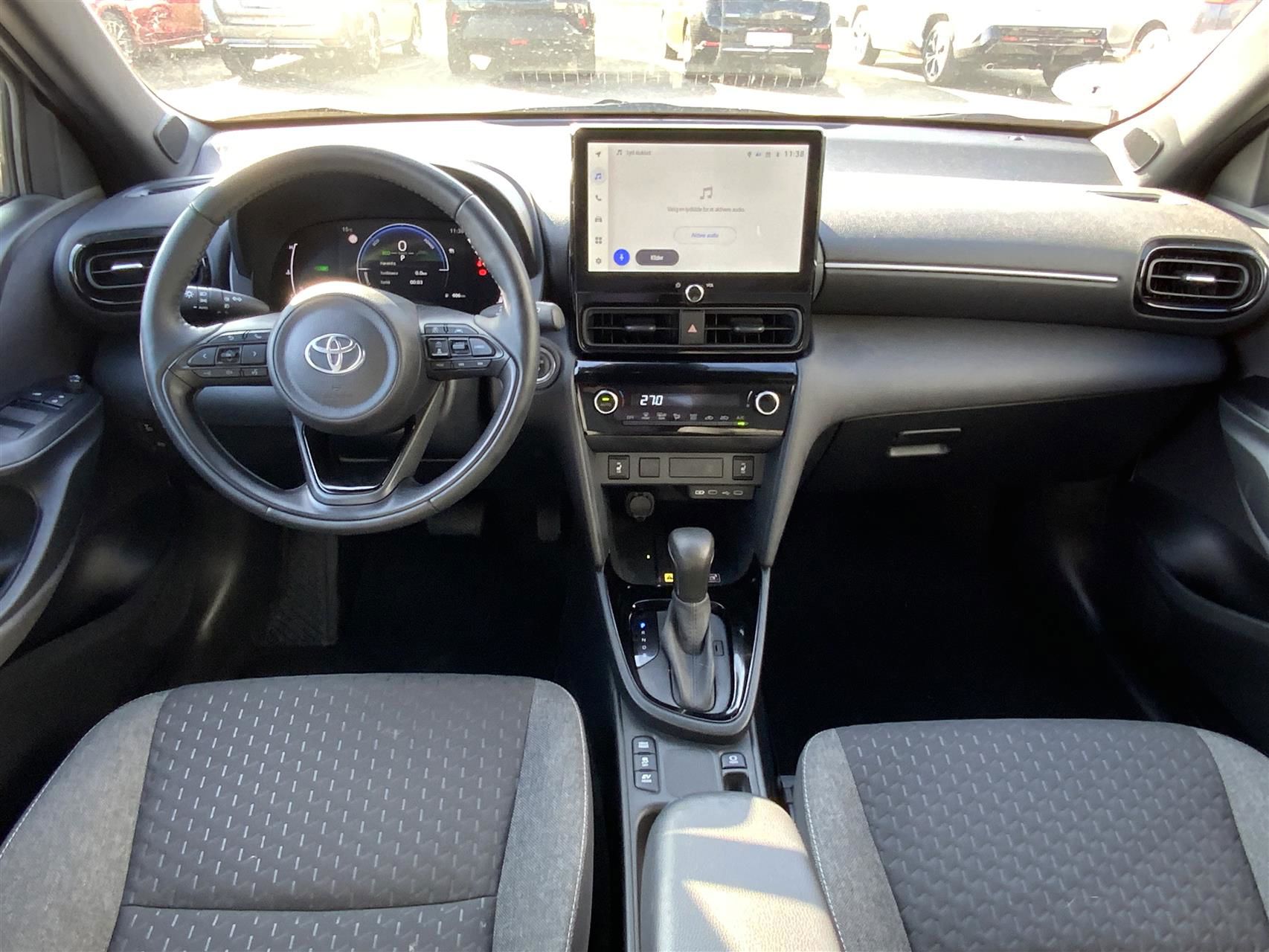 Billede af Toyota Yaris Cross 1,5 Hybrid Style Comfort 116HK 5d Trinl. Gear