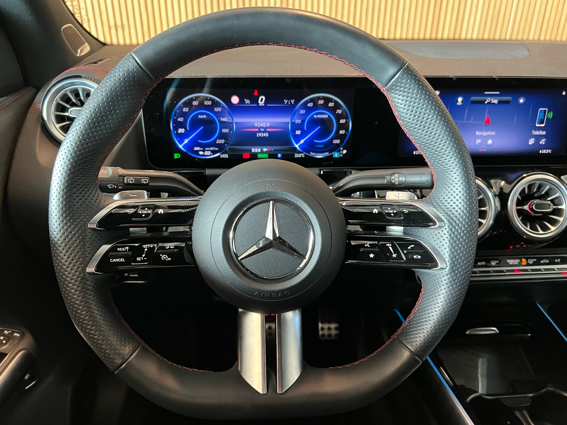 Billede af Mercedes-Benz EQA 350 EL AMG Line 4Matic 292HK 5d Aut.