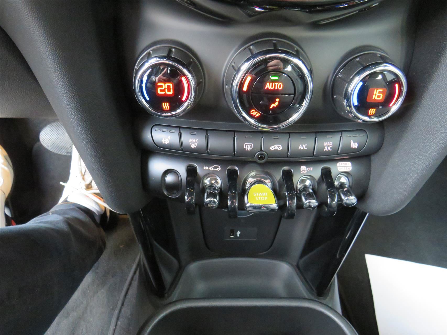 Billede af Mini Cooper SE EL Essential 184HK 3d Aut.