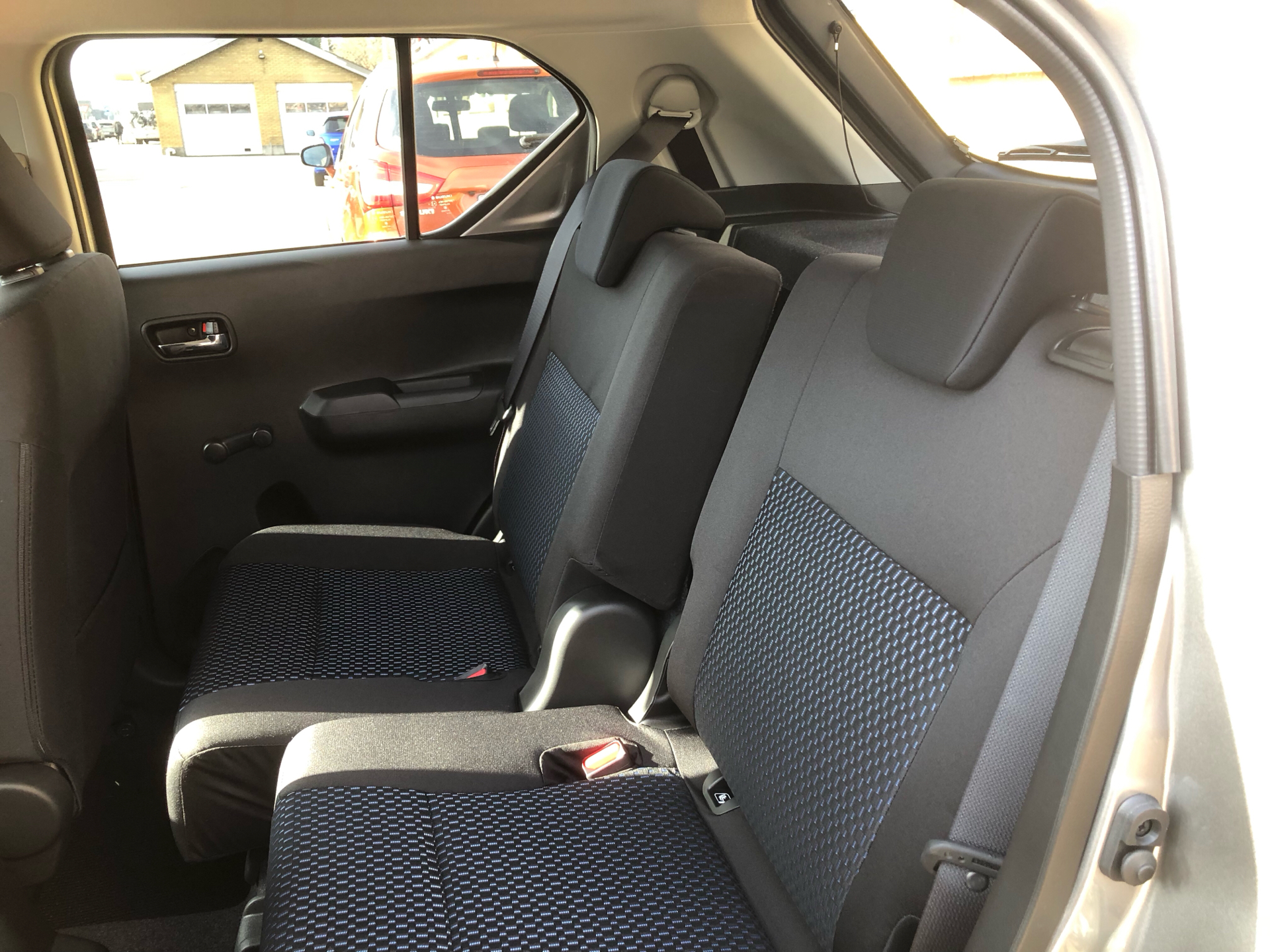 Billede af Suzuki Ignis 1,2 Dualjet  Mild hybrid Active AEB Hybrid CVT 83HK 5d Aut.