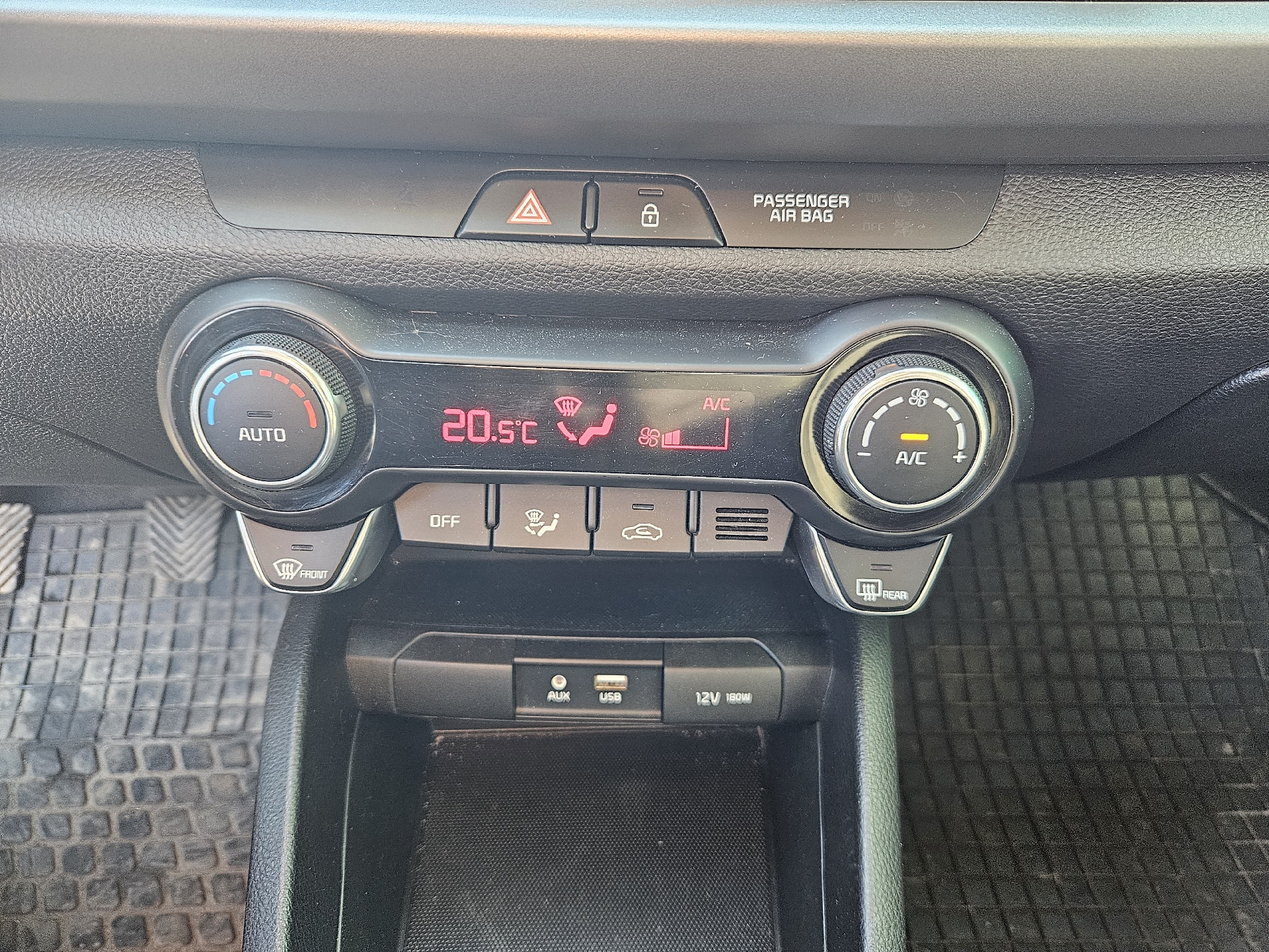 Billede af Kia Rio 1,0 T-GDI Attraction 100HK 5d