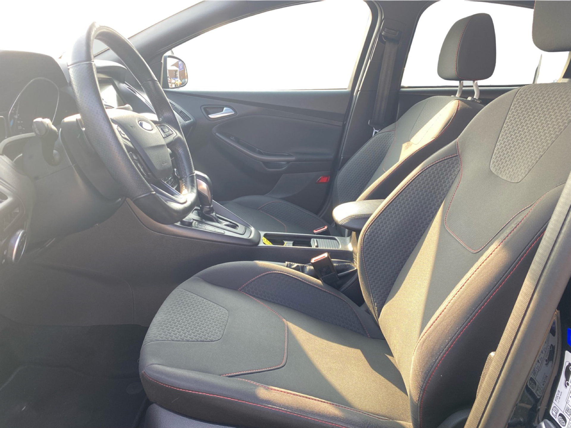 Billede af Ford Focus 1,5 EcoBoost ST-Line Powershift 182HK 5d 6g Aut.