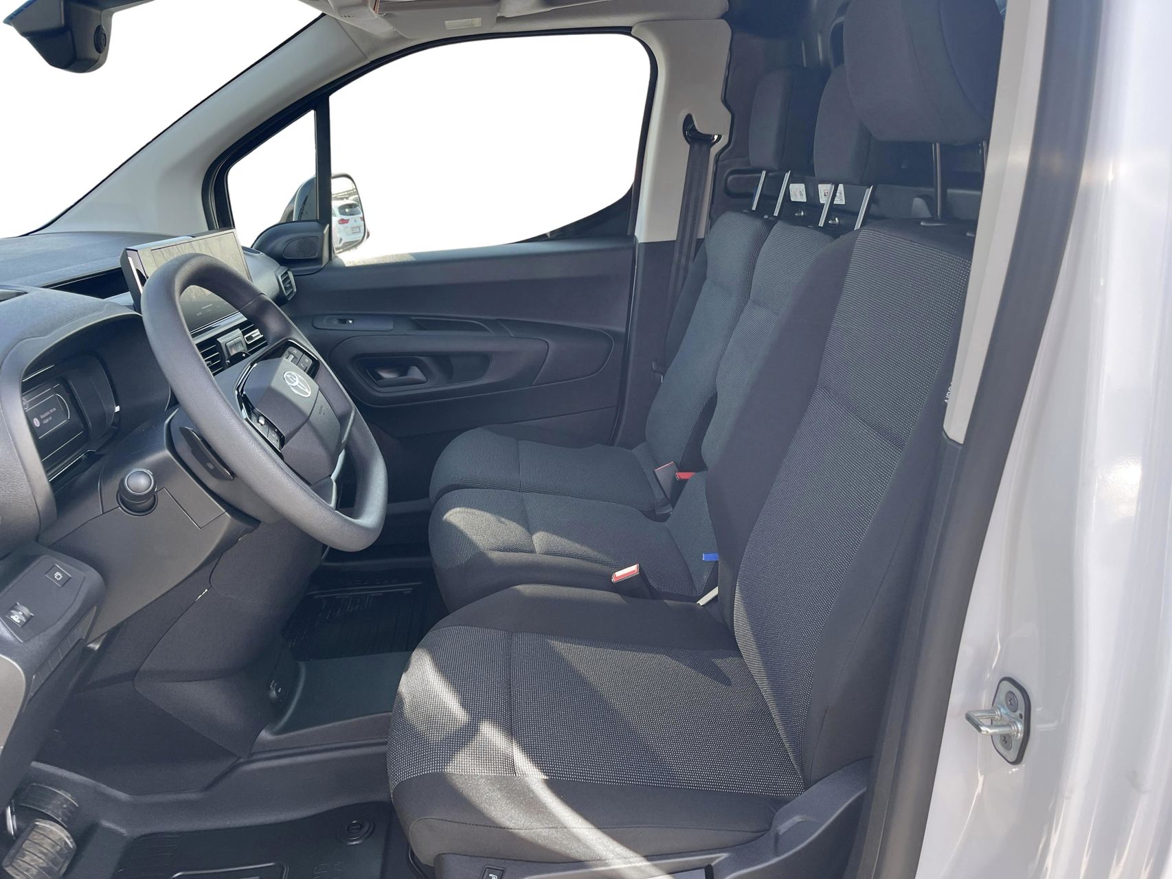 Billede af Toyota Proace City Electric Medium EL Comfort Master 1 Skydedør 136HK Van Aut.