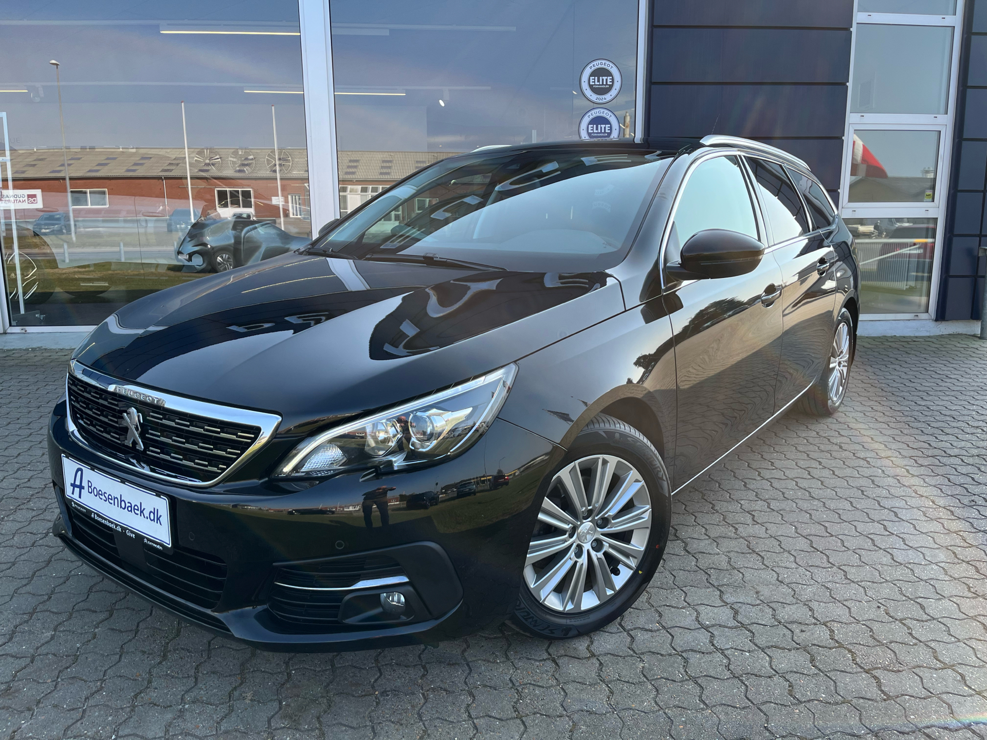 Billede af Peugeot 308 SW 1,5 BlueHDi Selection Sky 130HK Stc 6g