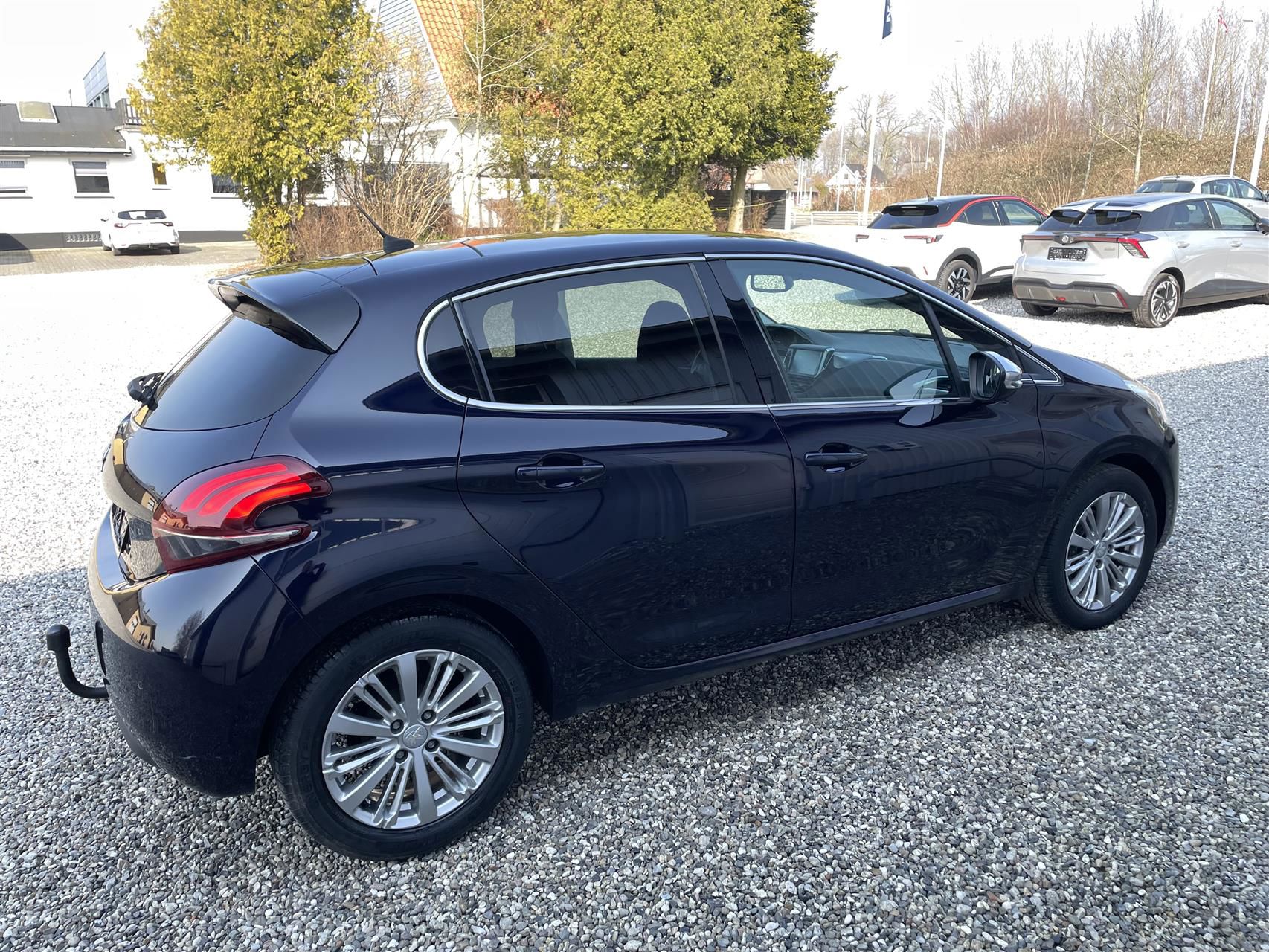 Billede af Peugeot 208 1,2 VTi Allure 82HK 5d