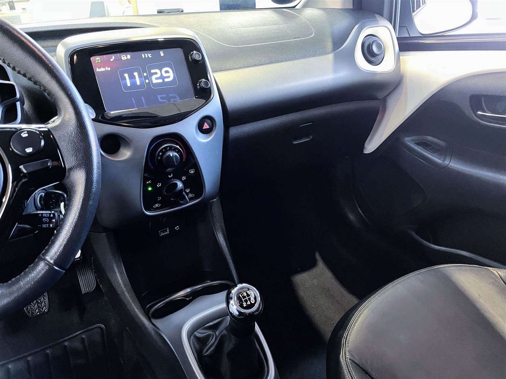 Billede af Toyota Aygo 1,0 VVT-I X-Cellence 72HK 5d