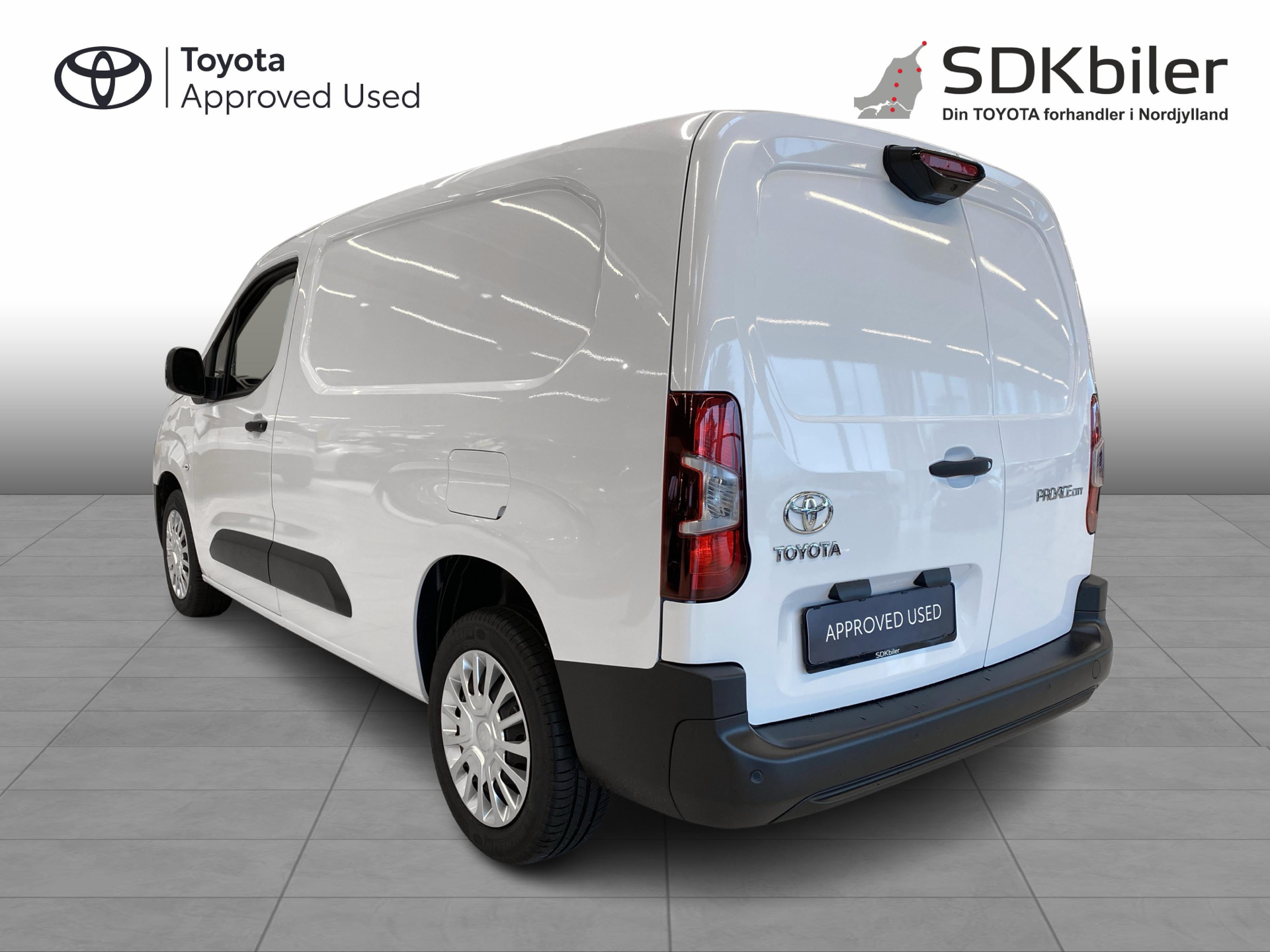 Billede af Toyota Proace City Long 1,5 D Comfort Smart Active Vision Dobbelt Bagdør 102HK Van