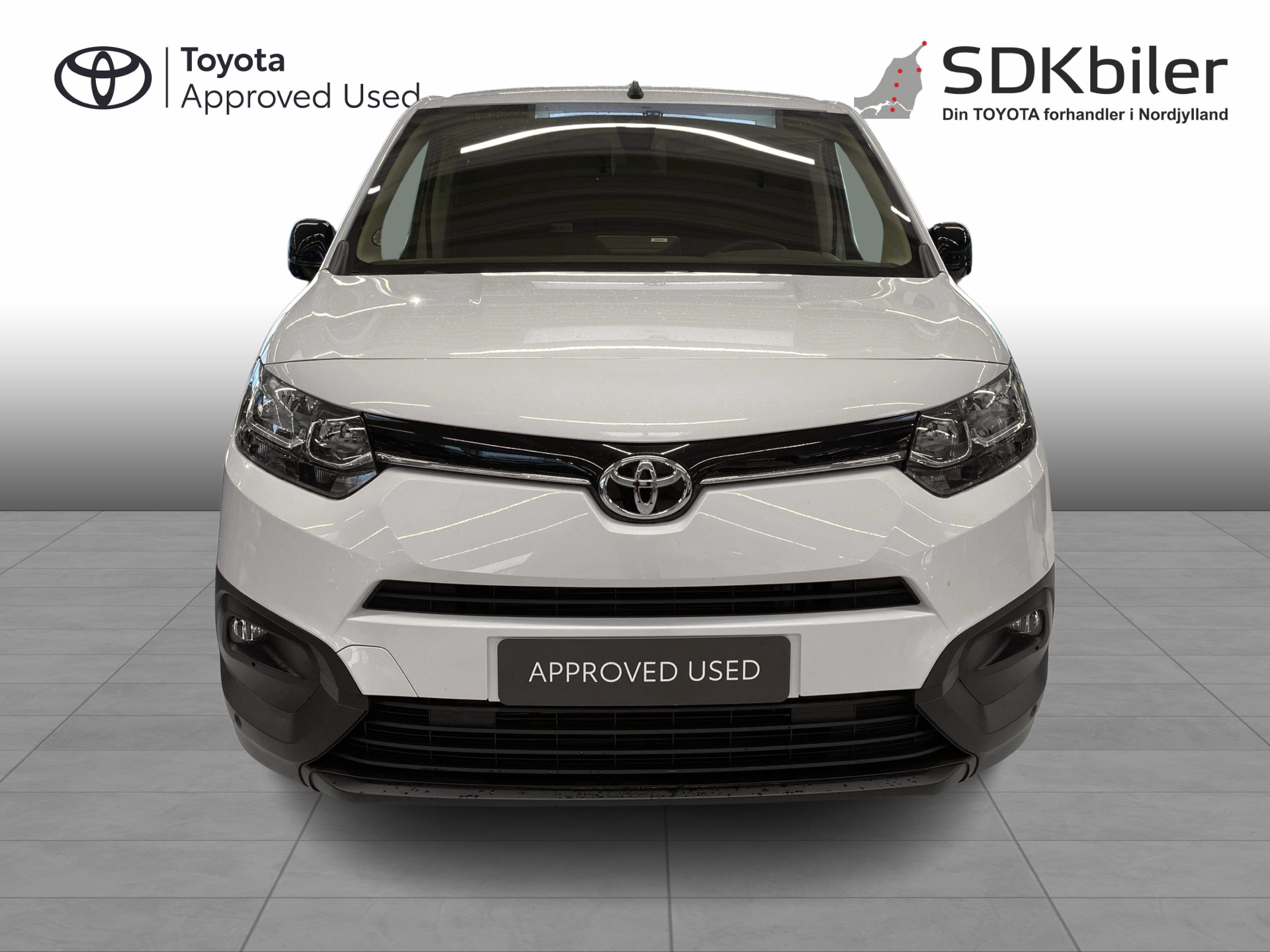 Billede af Toyota Proace City Long 1,5 D Comfort Smart Active Vision Dobbelt Bagdør 102HK Van