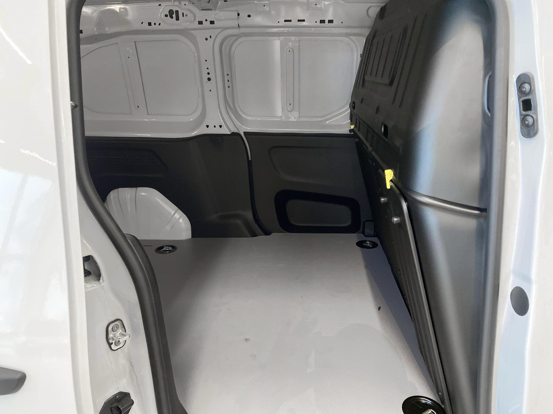 Billede af Toyota Proace City Long 1,5 D Comfort Smart Active Vision Dobbelt Bagdør 102HK Van