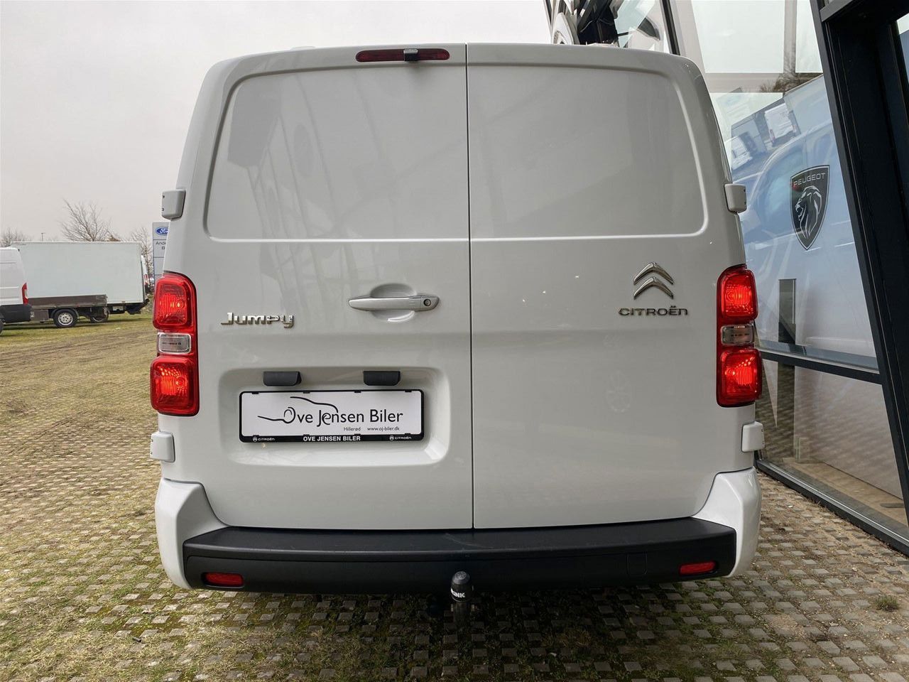 Billede af Citroën Jumpy L3 2,0 Blue HDi Masterline EAT8 180HK Van 8g Aut.