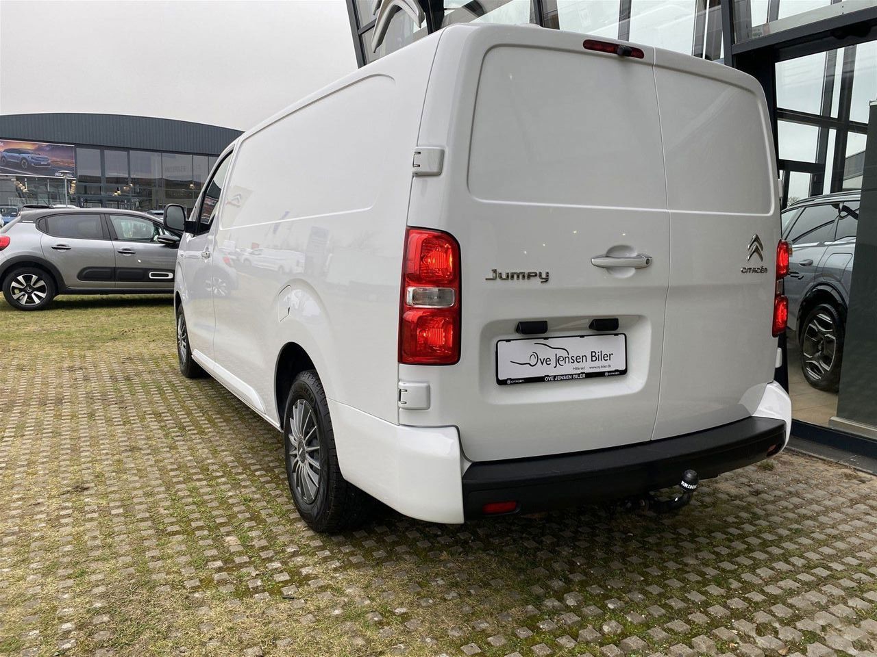 Billede af Citroën Jumpy L3 2,0 Blue HDi Masterline EAT8 180HK Van 8g Aut.