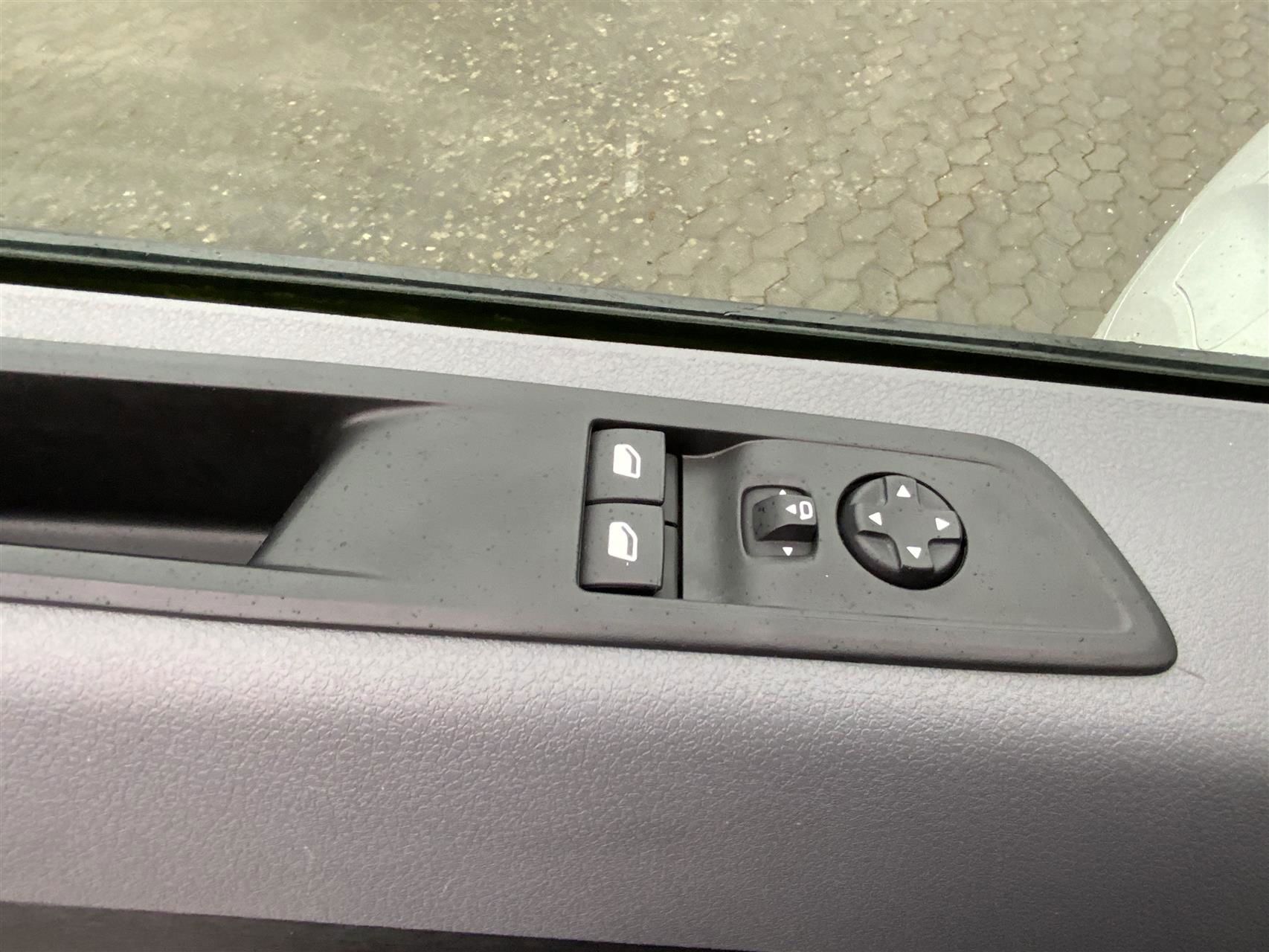 Billede af Toyota Proace Electric Long EL Comfort Masterpakke m/Dobbelt bagdør 136HK Van Aut.