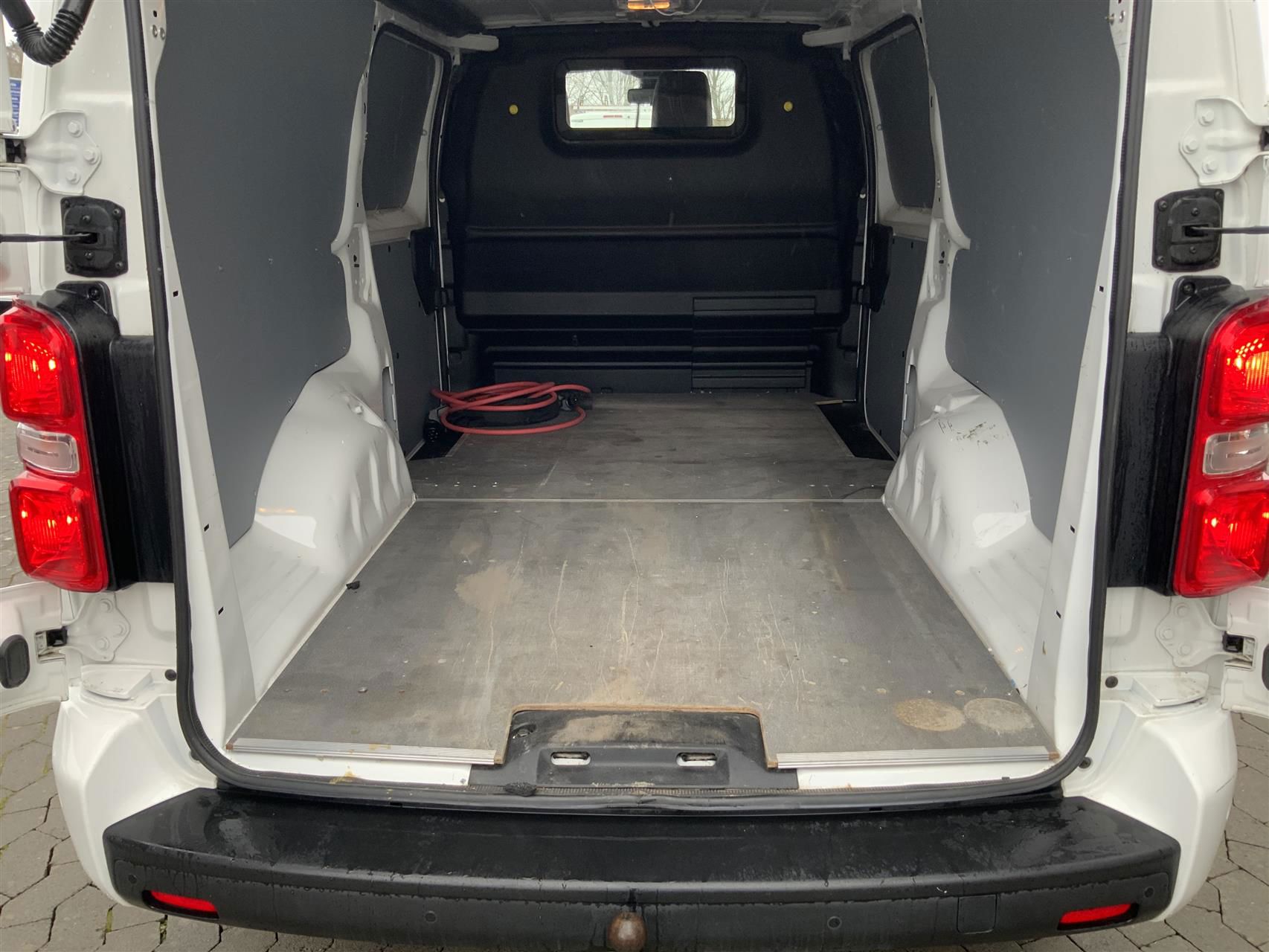 Billede af Toyota Proace Electric Long EL Comfort Masterpakke m/Dobbelt bagdør 136HK Van Aut.