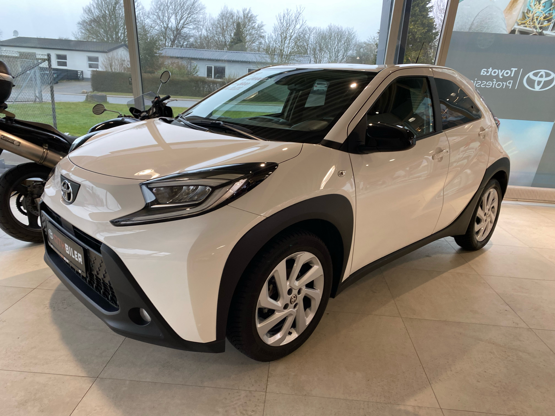 Billede af Toyota Aygo X 1,0 VVT-I Active 72HK 5d Aut.