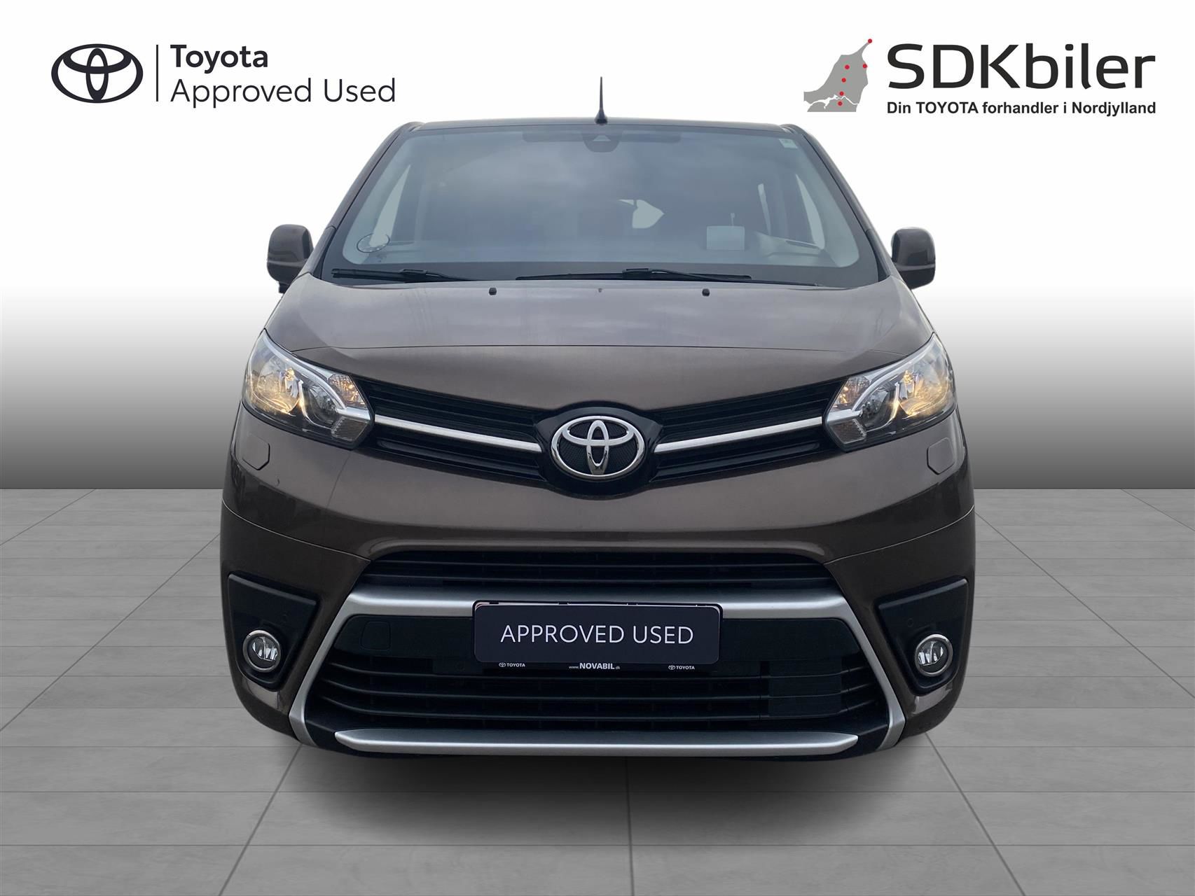 Billede af Toyota Proace Verso Long 2,0 D Family Skydedør, bagklap 177HK 8g Aut.