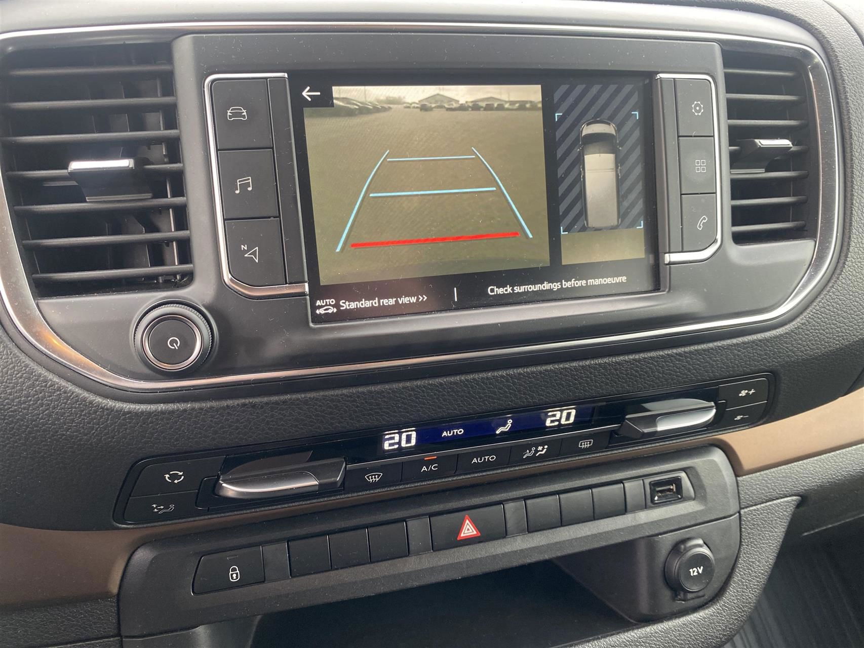 Billede af Toyota Proace Verso Long 2,0 D Family Skydedør, bagklap 177HK 8g Aut.