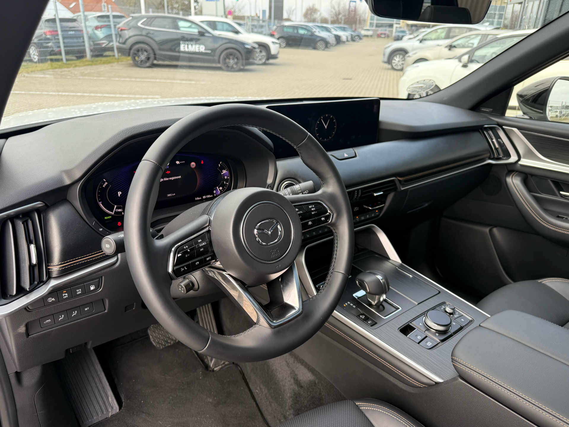 Billede af Mazda CX-80 2,5 e-Skyactiv-G  Hybrid Homura Plus AWD 327HK 5d 8g Aut.