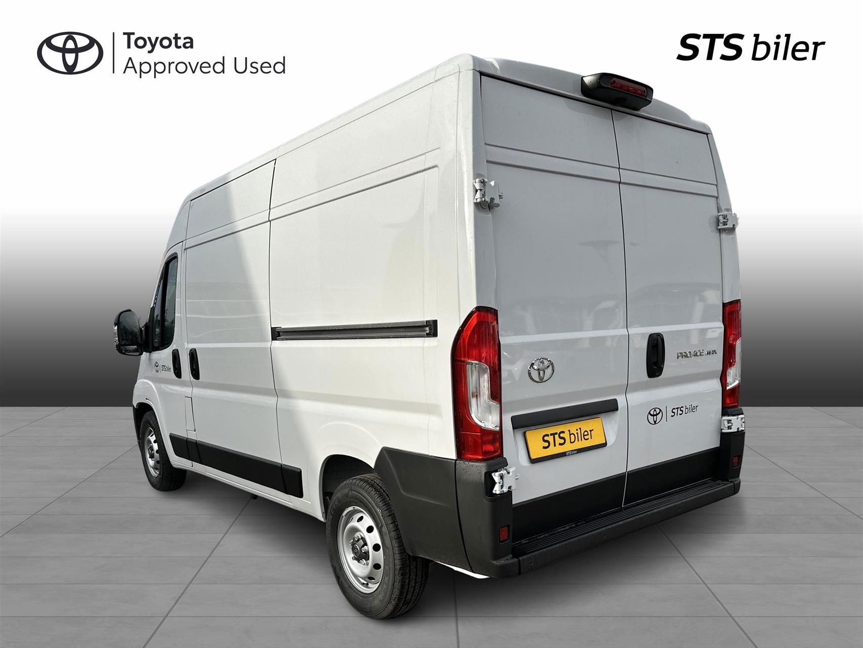 Billede af Toyota Proace Max Medium 2,2 D Comfort Master To skydedør m. højt tag 140HK Van 8g Aut.