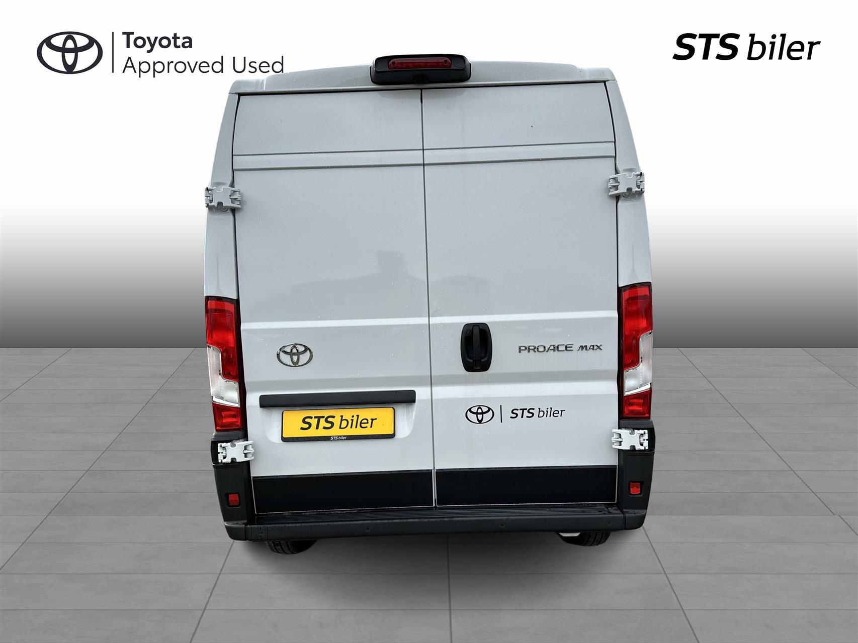 Billede af Toyota Proace Max Medium 2,2 D Comfort Master To skydedør m. højt tag 140HK Van 8g Aut.