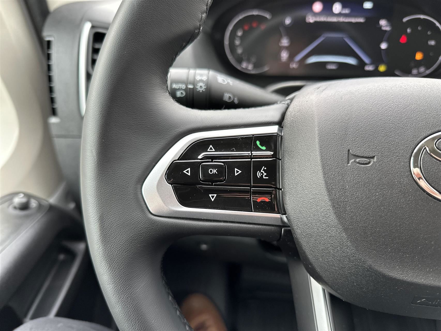 Billede af Toyota Proace Max Medium 2,2 D Comfort Master To skydedør m. højt tag 140HK Van 8g Aut.