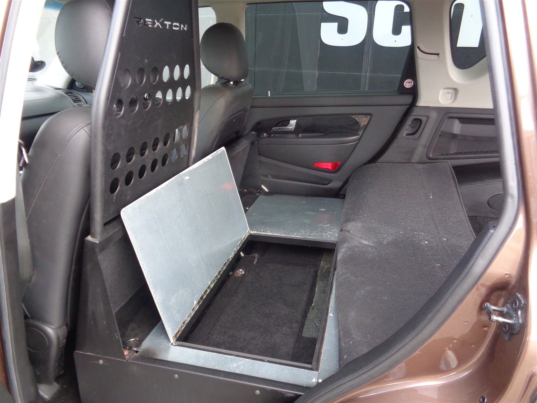 Billede af SsangYong Rexton 2,2 e-XDi Spirit 4WD 178HK Van 7g Aut.