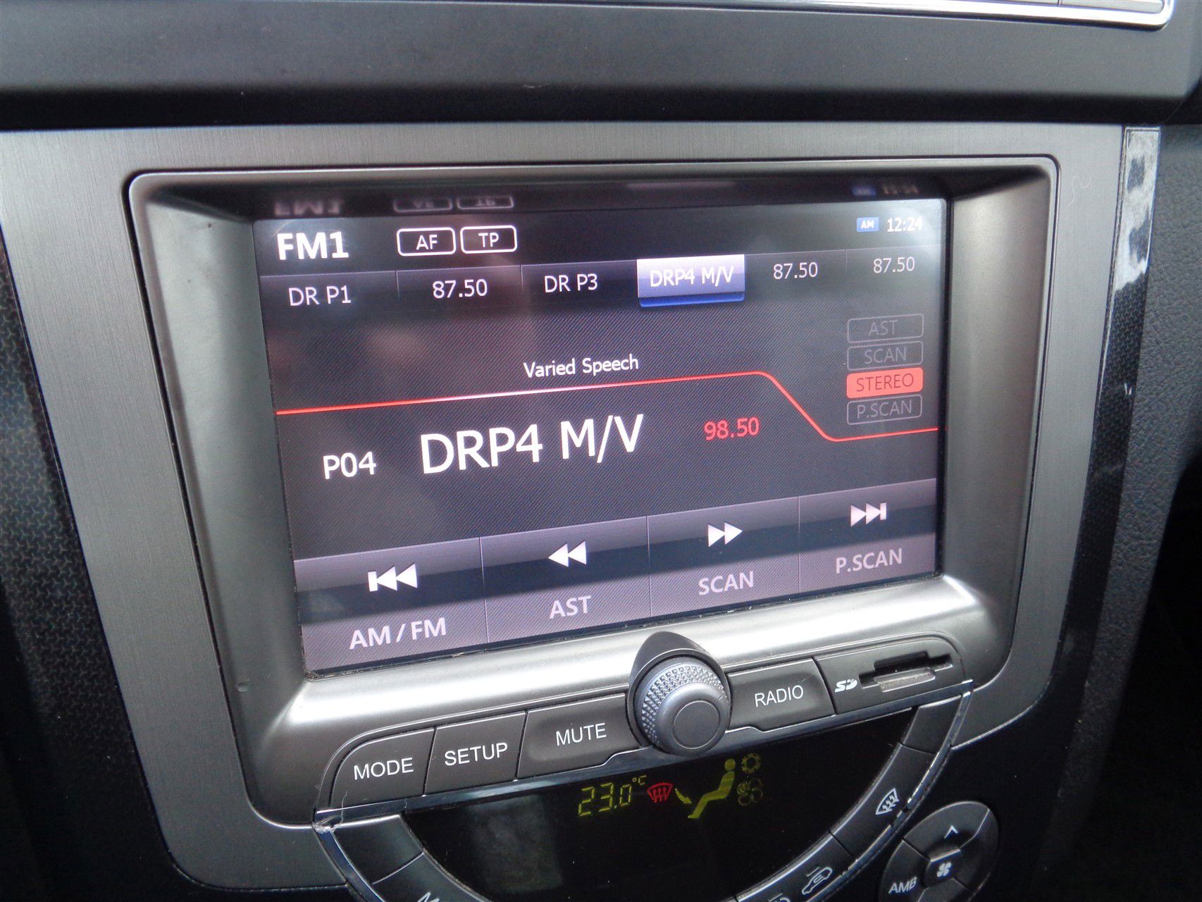 Billede af SsangYong Rexton 2,2 e-XDi Spirit 4WD 178HK Van 7g Aut.