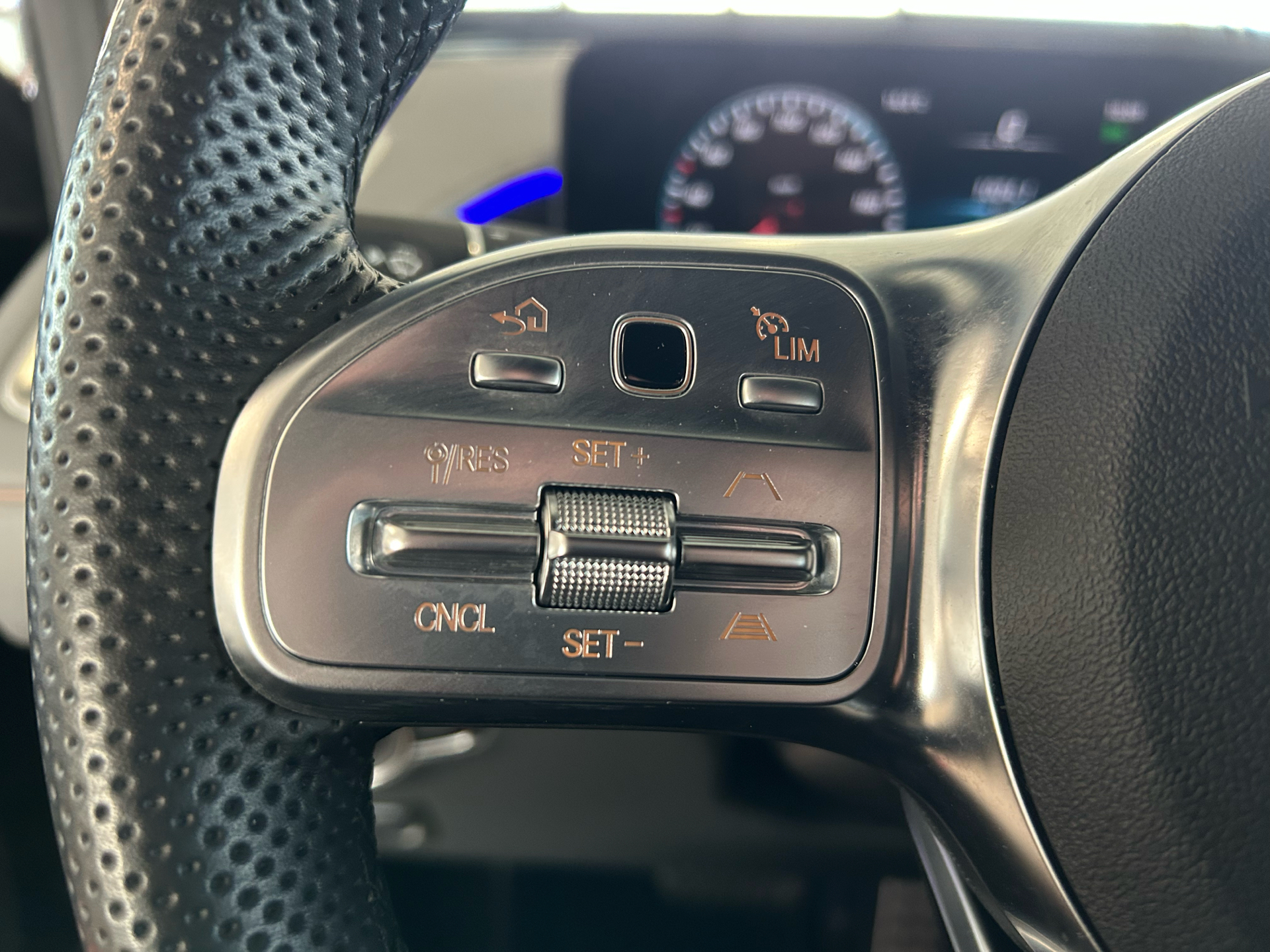Billede af Mercedes-Benz EQC 400 EL AMG Line 4Matic 408HK 5d Aut.