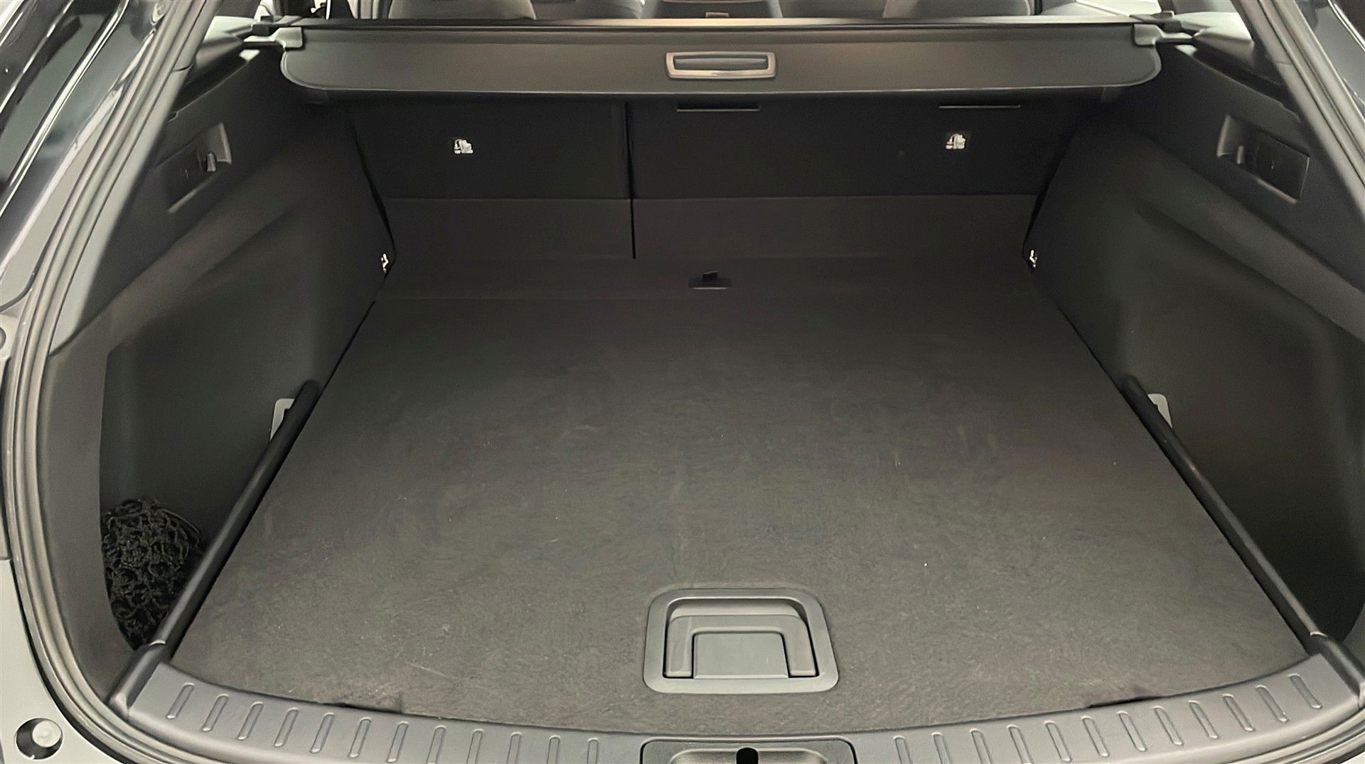 Billede af Toyota Corolla Touring Sports 1,8 Hybrid Active Safety Pack E-CVT 140HK Stc Trinl. Gear