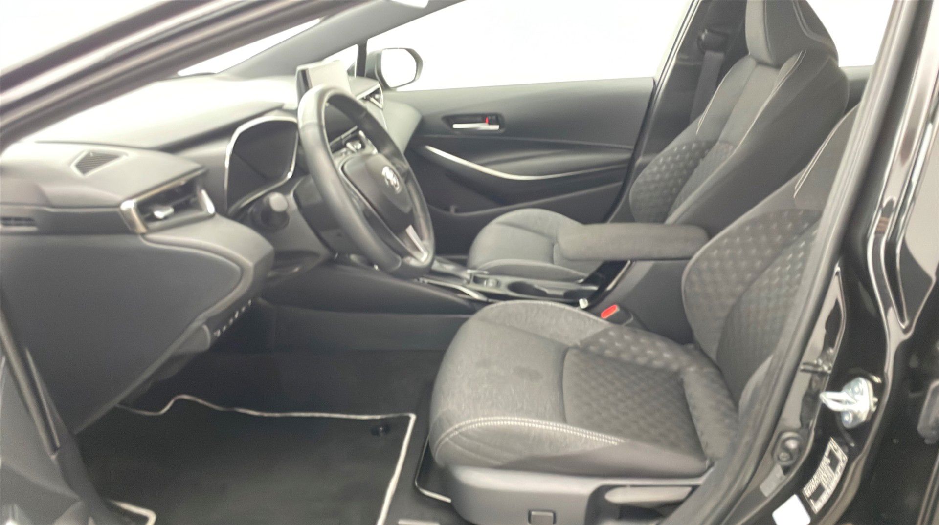 Billede af Toyota Corolla Touring Sports 1,8 Hybrid Active Safety Pack E-CVT 140HK Stc Trinl. Gear