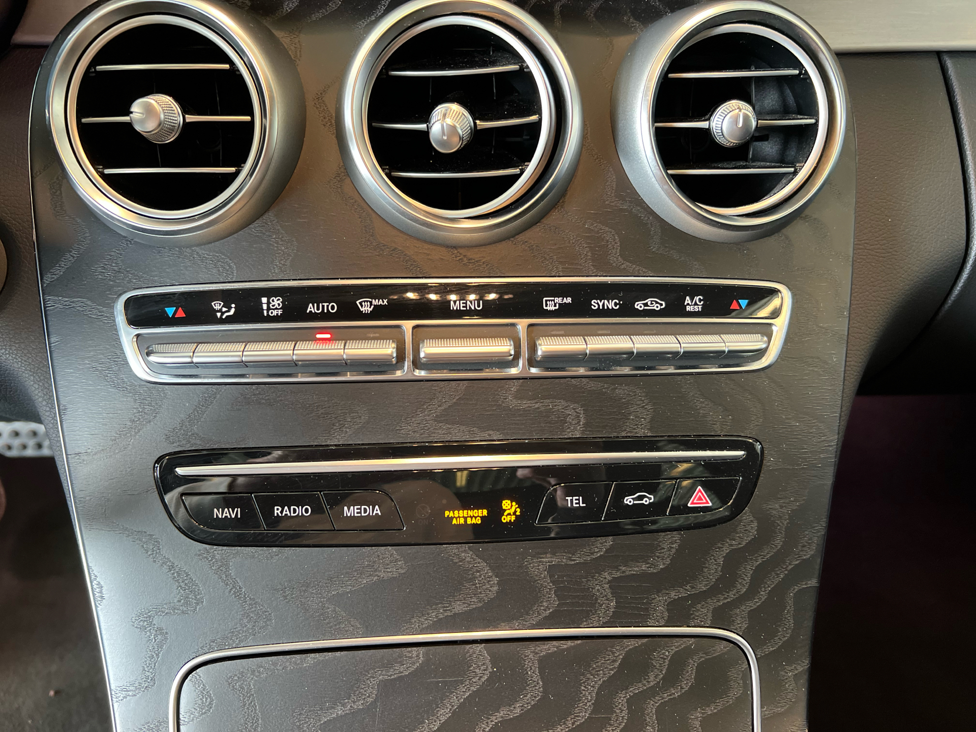 Billede af Mercedes-Benz C220 d T 2,0 CDI AMG Line NIGHT EDITION 9G-Tronic 194HK Stc Aut. 