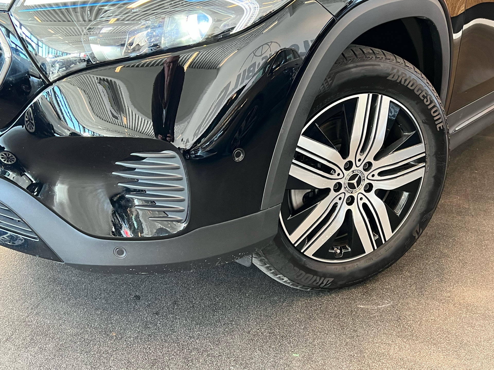 Billede af Mercedes-Benz EQB 250+ EL Progressive 7 pers. 190HK 5d Aut.
