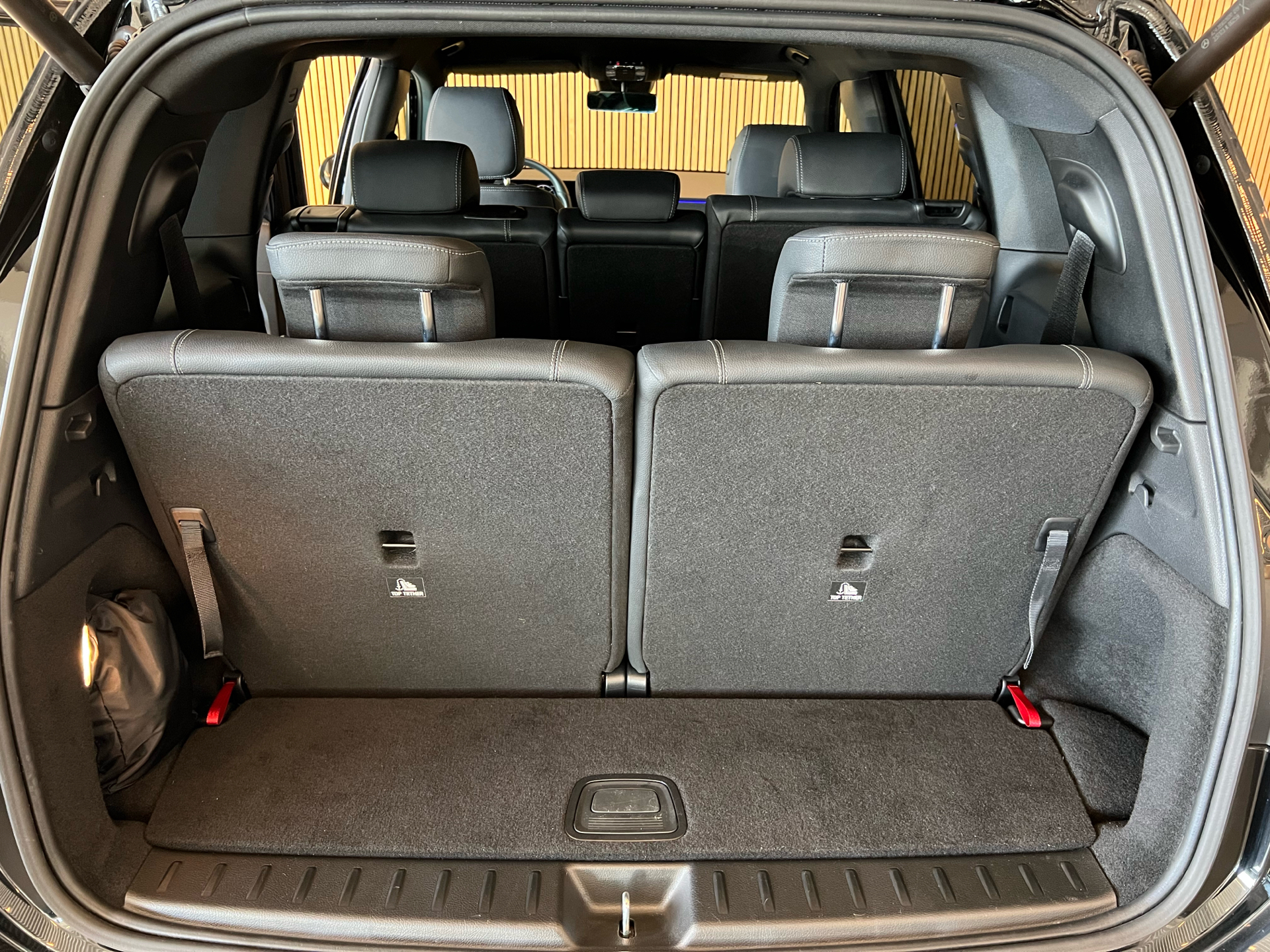 Billede af Mercedes-Benz EQB 250+ EL Progressive 7 pers. 190HK 5d Aut.