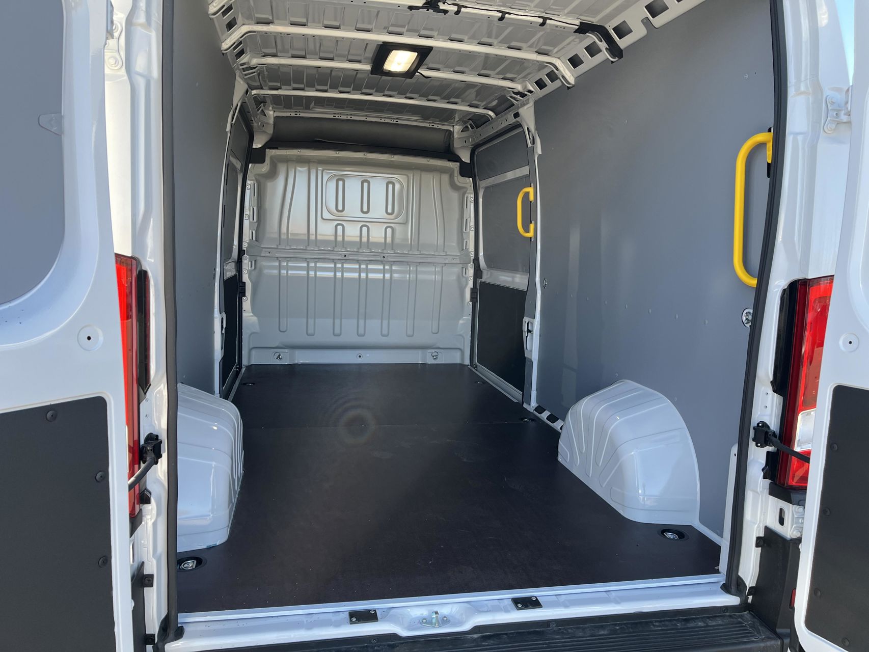 Billede af Toyota Proace Max 2.2D 180hk Long/To skydedøre m. højt tag Heavy aut.gear Comfort Master