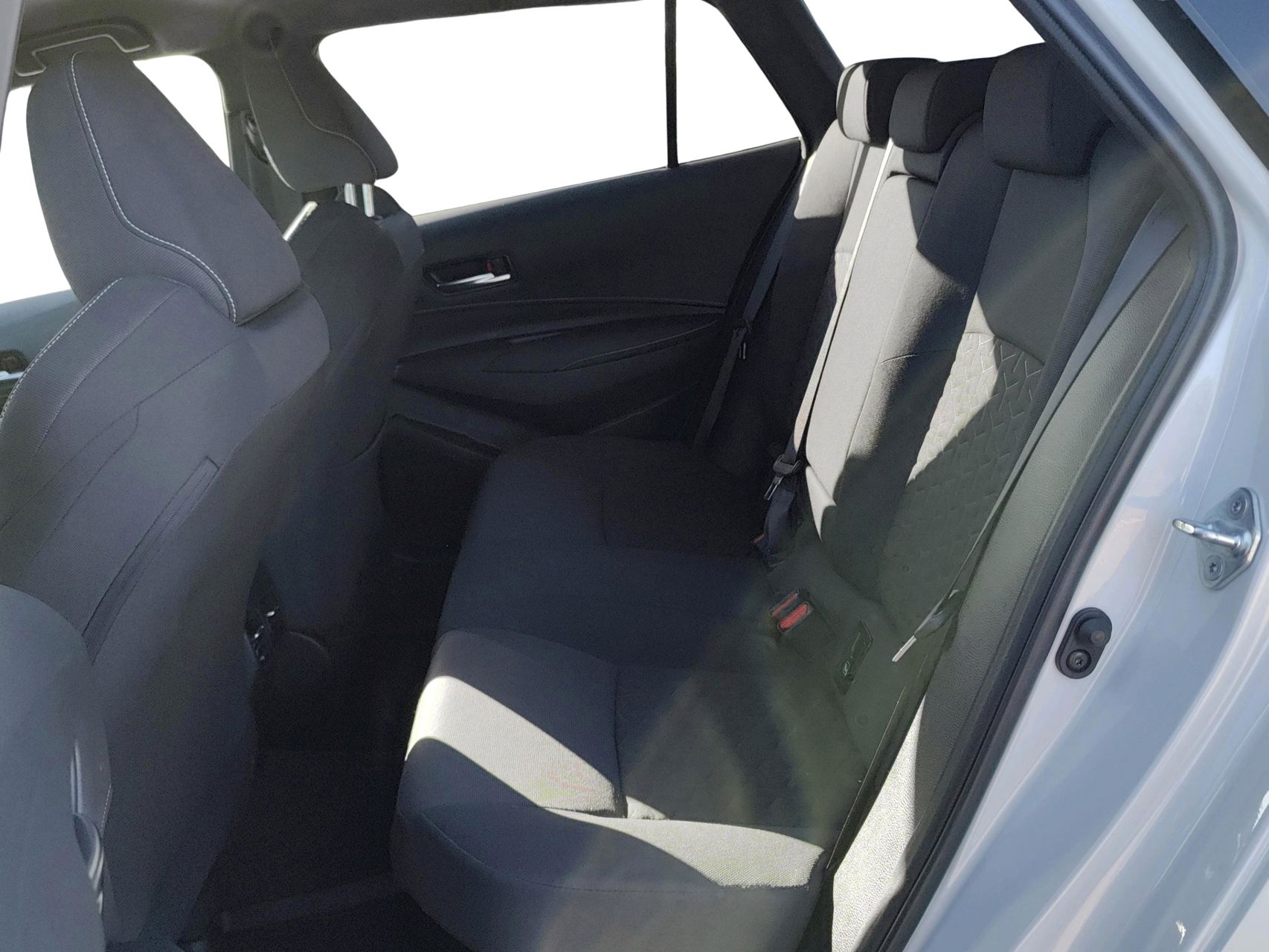 Billede af Toyota Corolla Touring Sports 1,8 Hybrid Active Smart E-CVT 122HK Stc Trinl. Gear