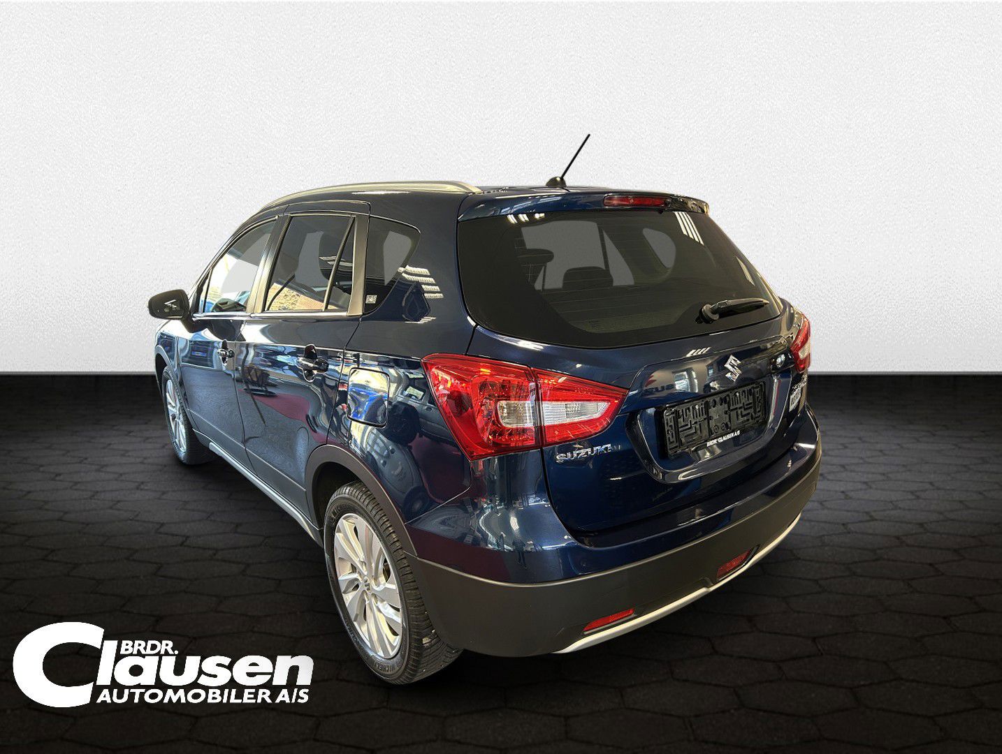 Billede af Suzuki S-Cross 1,0 Boosterjet Active 112HK 5d