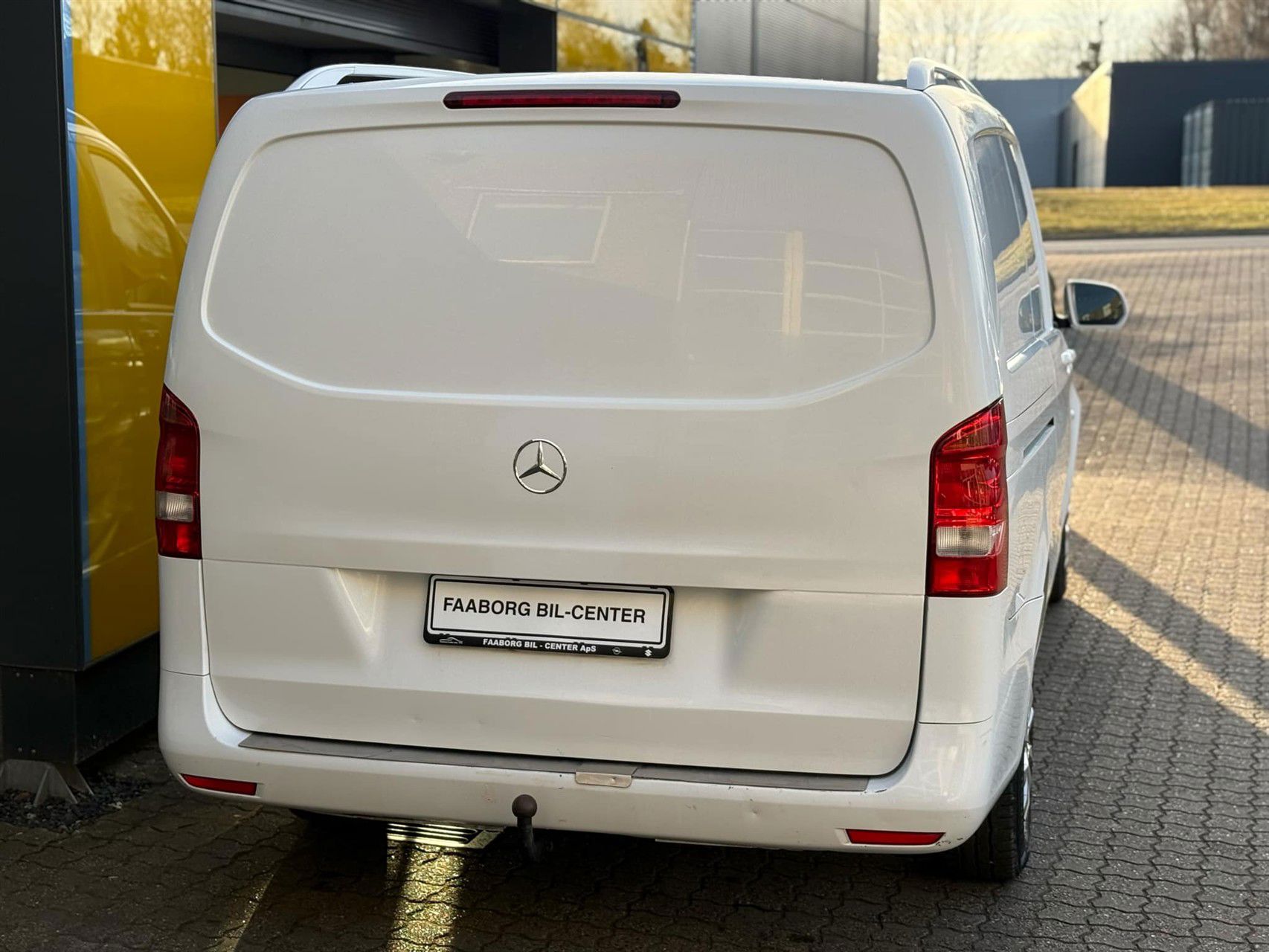 Billede af Mercedes-Benz Vito 114 Lang 2,1 CDI Basic 136HK Van