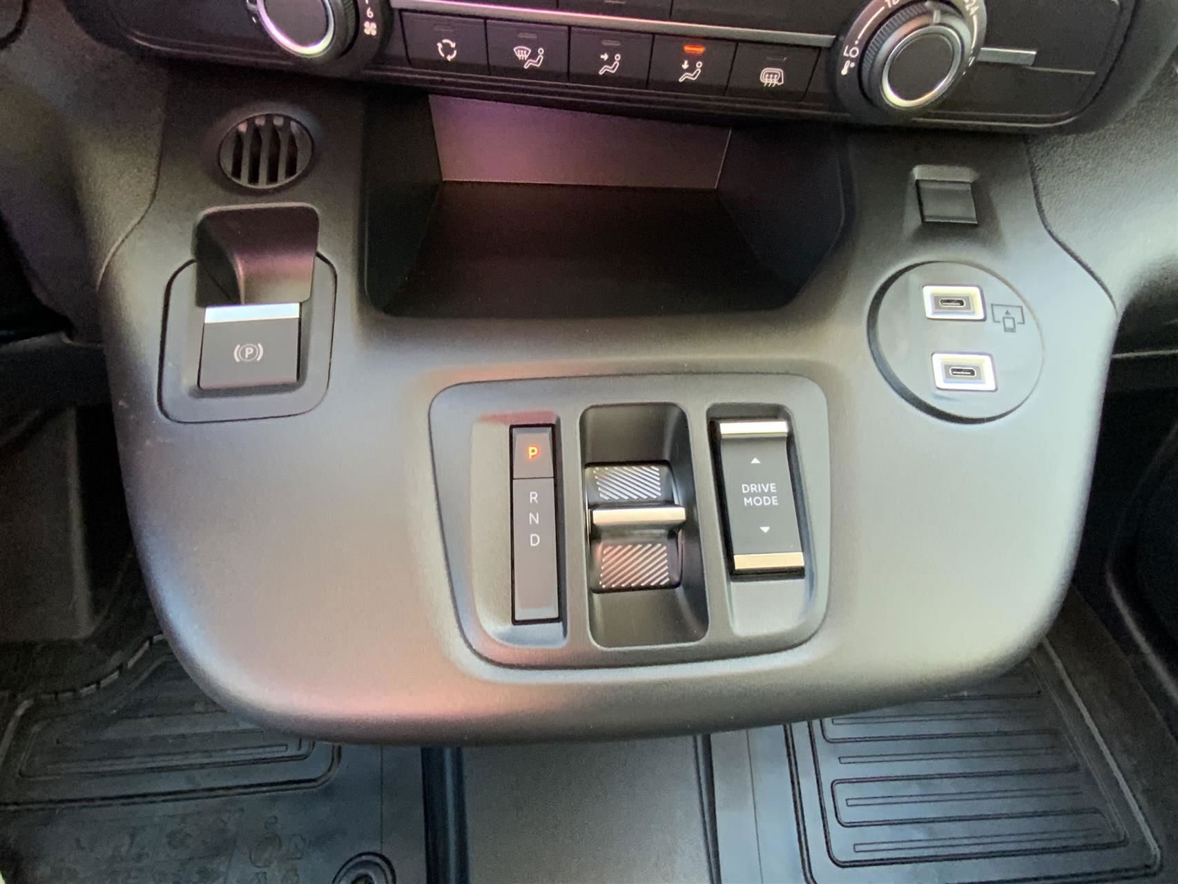 Billede af Toyota Proace City Electric Medium EL Comfort Master 1 Skydedør 136HK Van Aut.