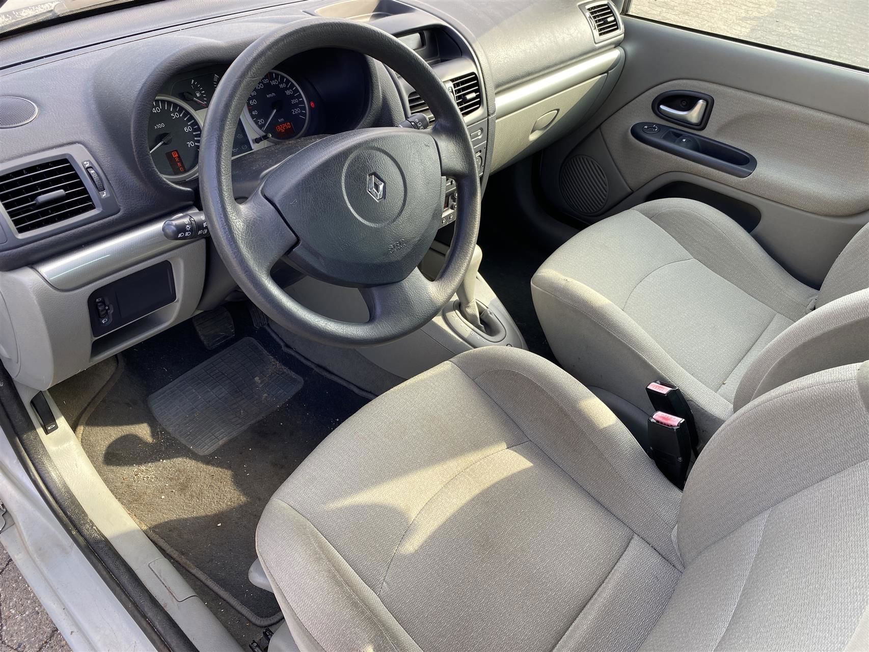 Billede af Renault Clio 1,6 16V aut. 110HK 5d