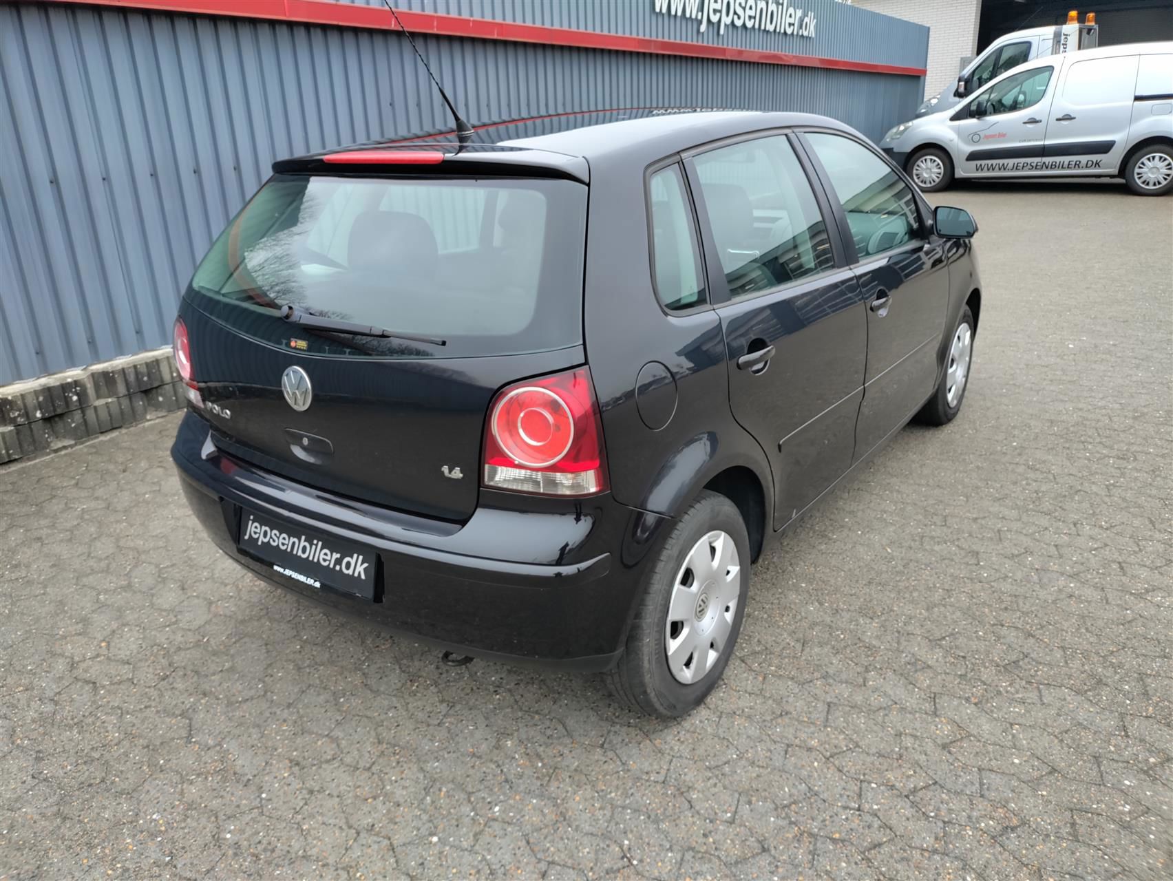 Billede af VW Polo 1,4 16V Trendline 80HK 5d