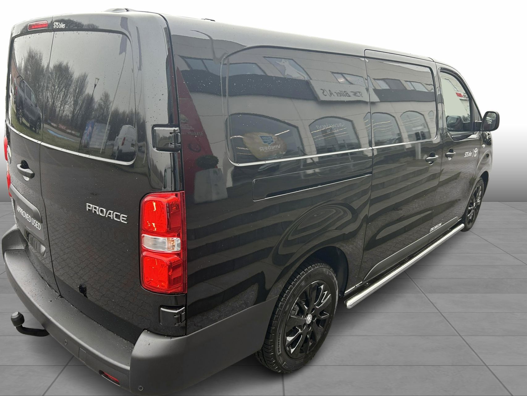 Billede af Toyota Proace Long 2,0 D Comfort Master To skydedør 144HK Van 8g Aut.