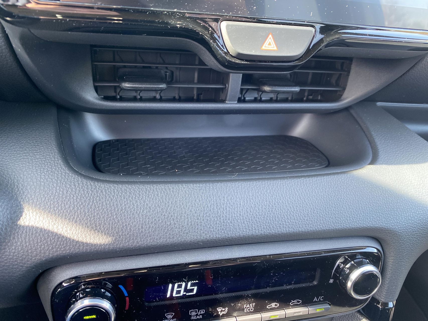 Billede af Toyota Yaris 1,5 Hybrid Style Technology 116HK 5d Trinl. Gear