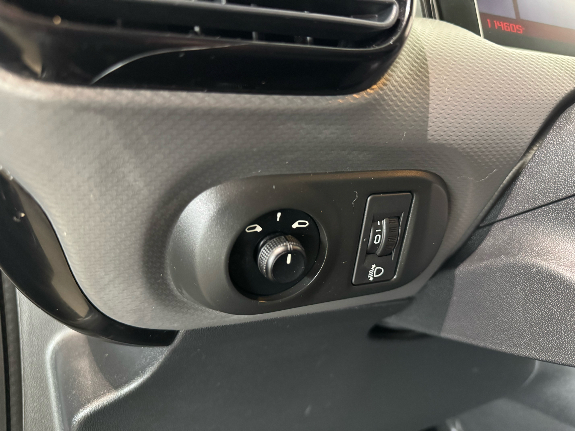 Billede af Citroën C4 Cactus 1,6 Blue HDi Iconic Free start/stop 100HK 5d