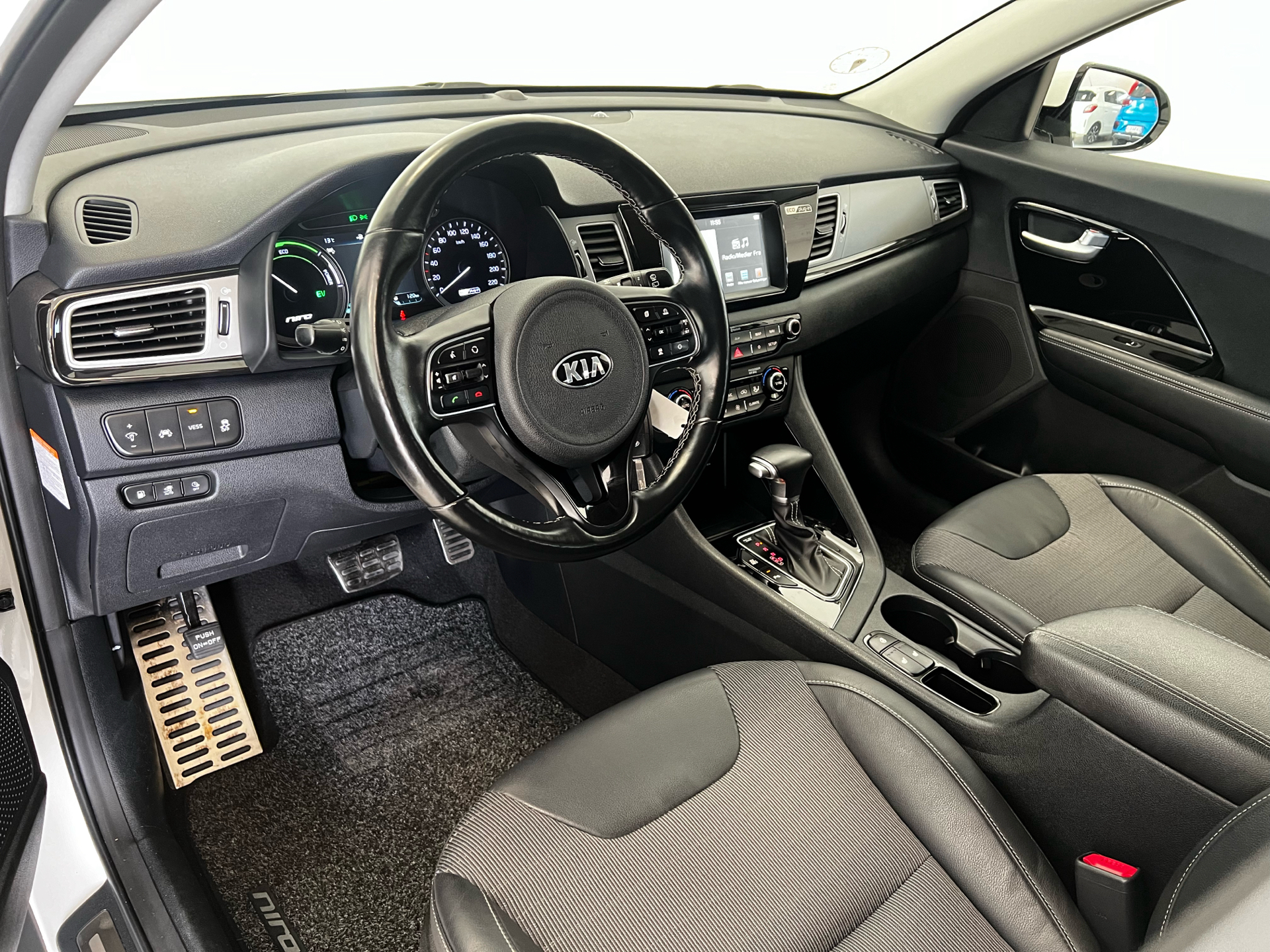 Billede af Kia Niro 1,6 GDI PHEV  Plugin-hybrid Advance DCT 141HK 5d 6g Aut.